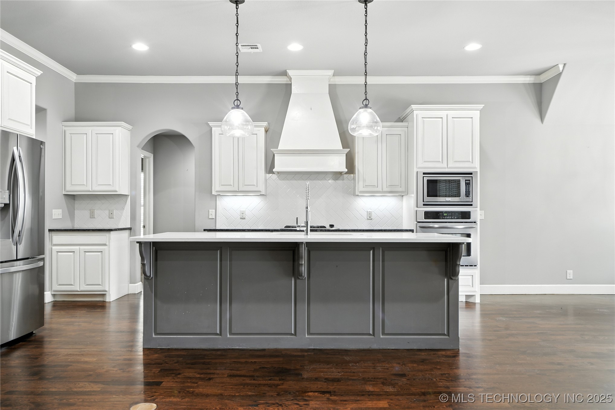 515 W 128th Street Property Photo 16