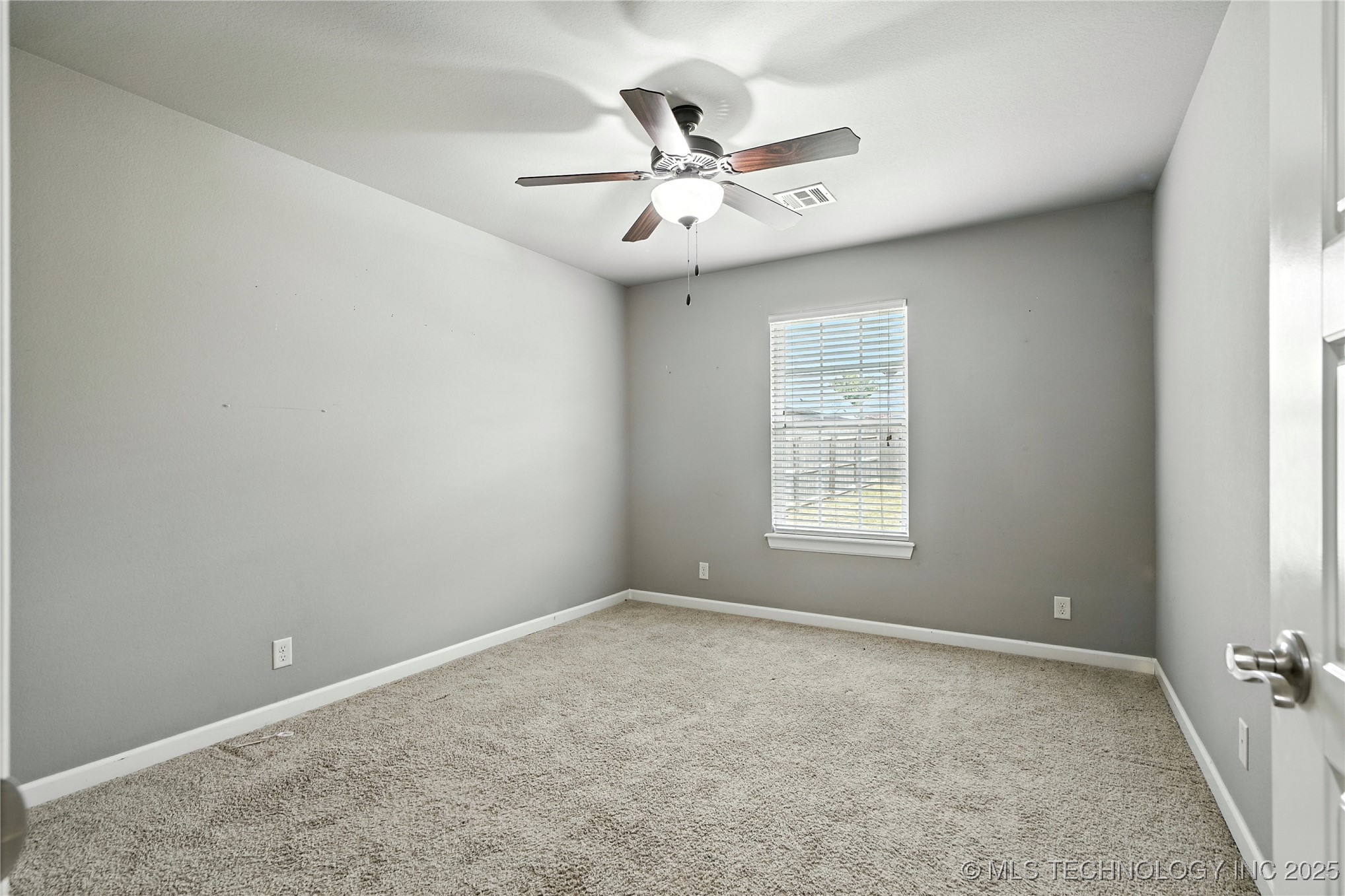 515 W 128th Street Property Photo 27