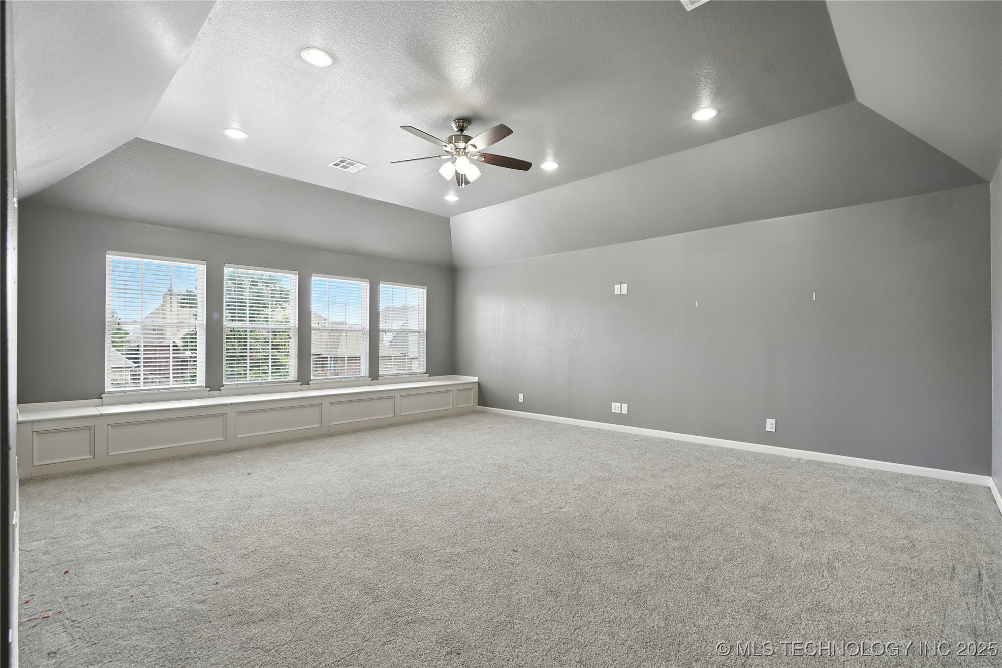 515 W 128th Street Property Photo 45