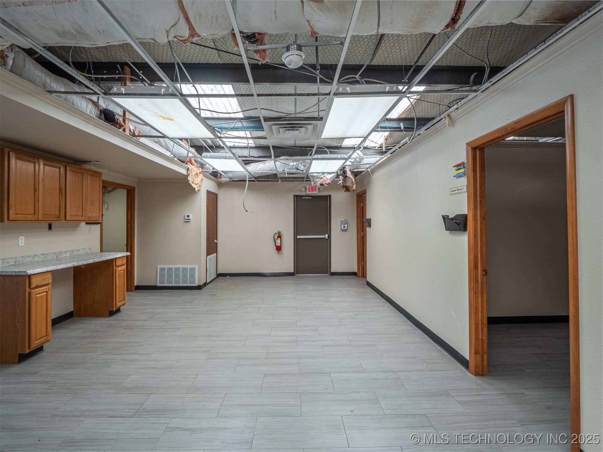 1101 N Strong Avenue Property Photo 14