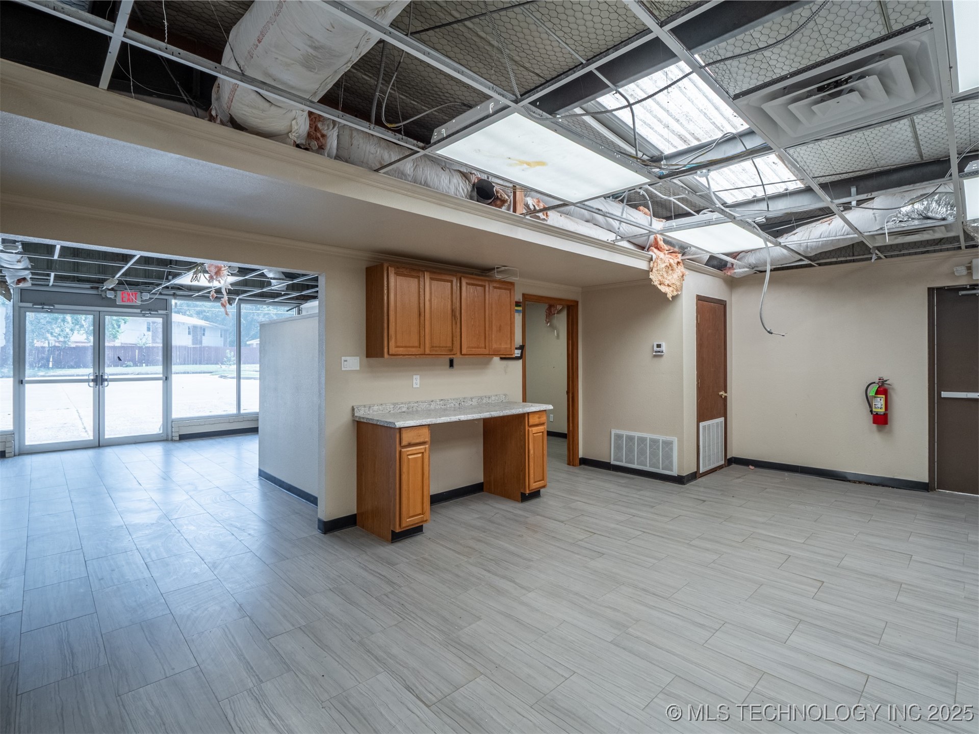 1101 N Strong Avenue Property Photo 15