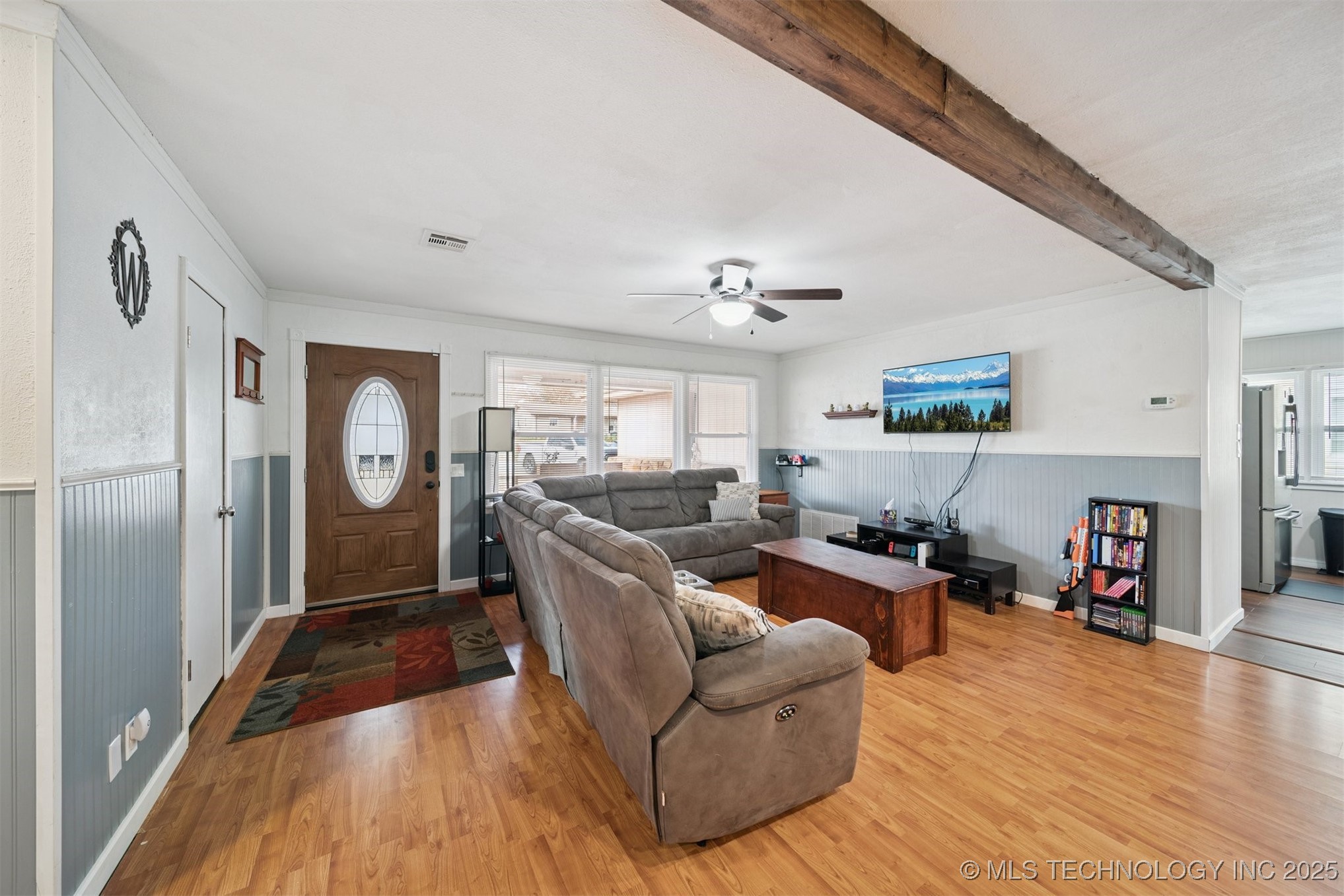 703 N D Avenue Property Photo 4