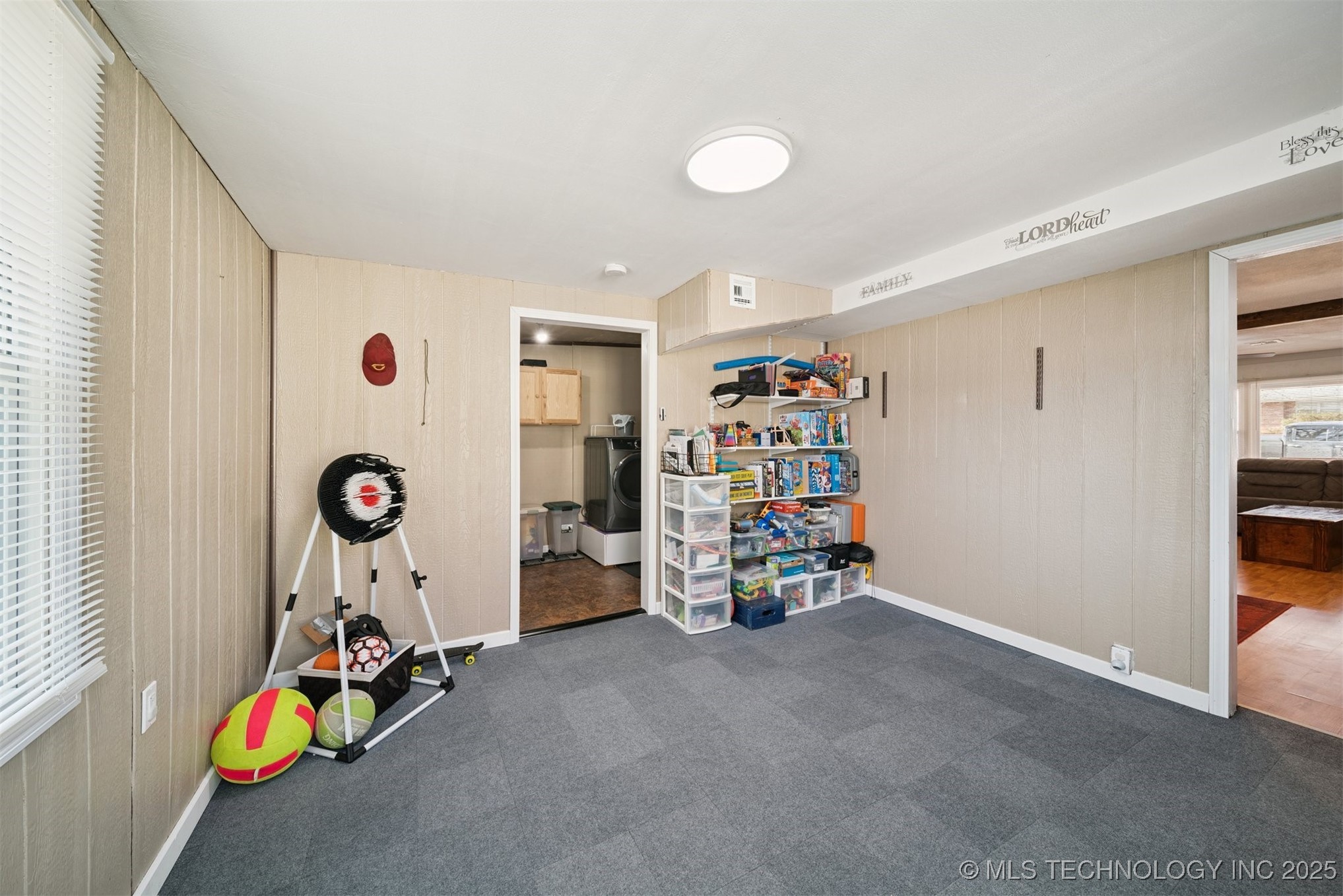 703 N D Avenue Property Photo 18