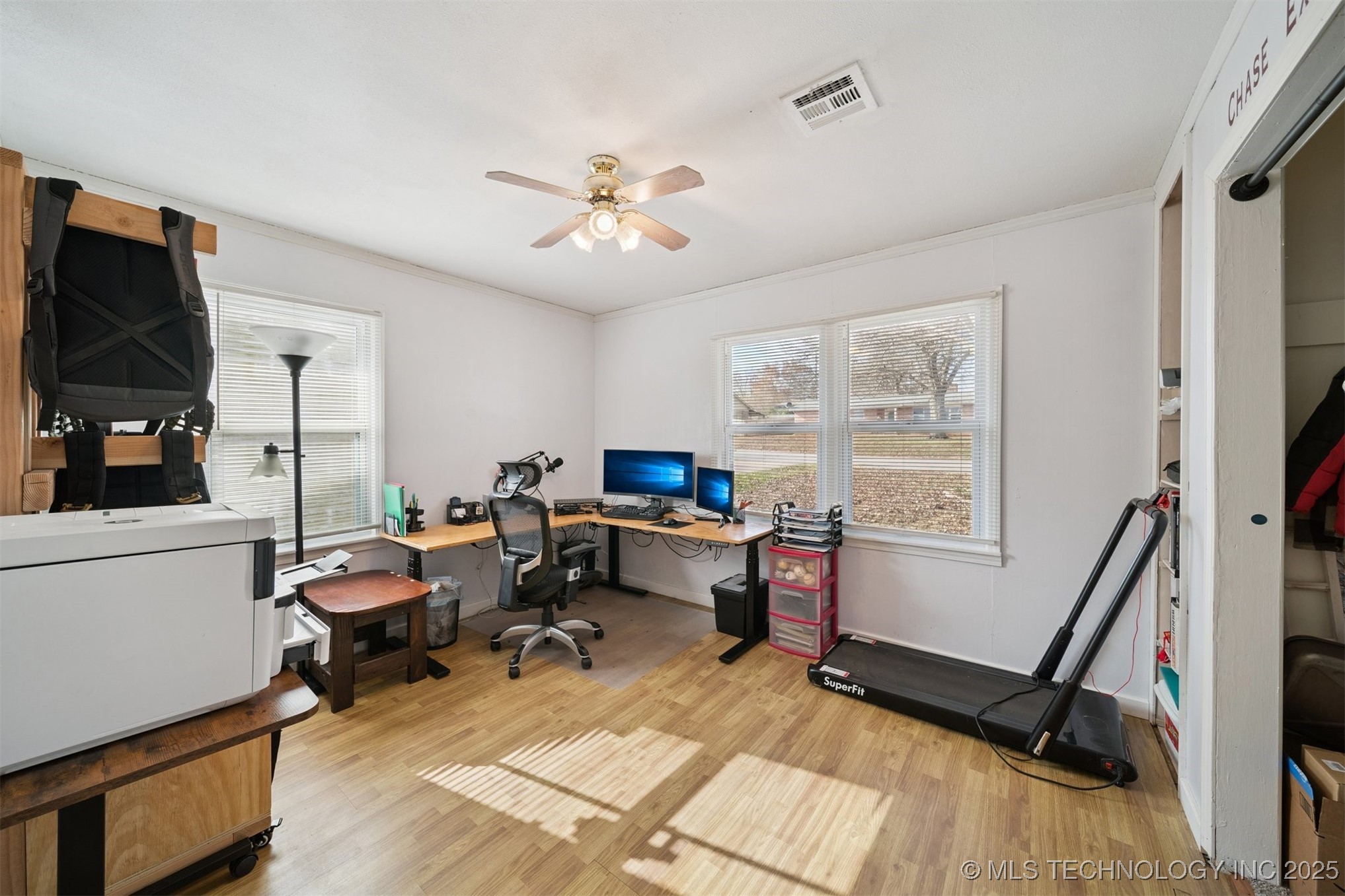 703 N D Avenue Property Photo 24