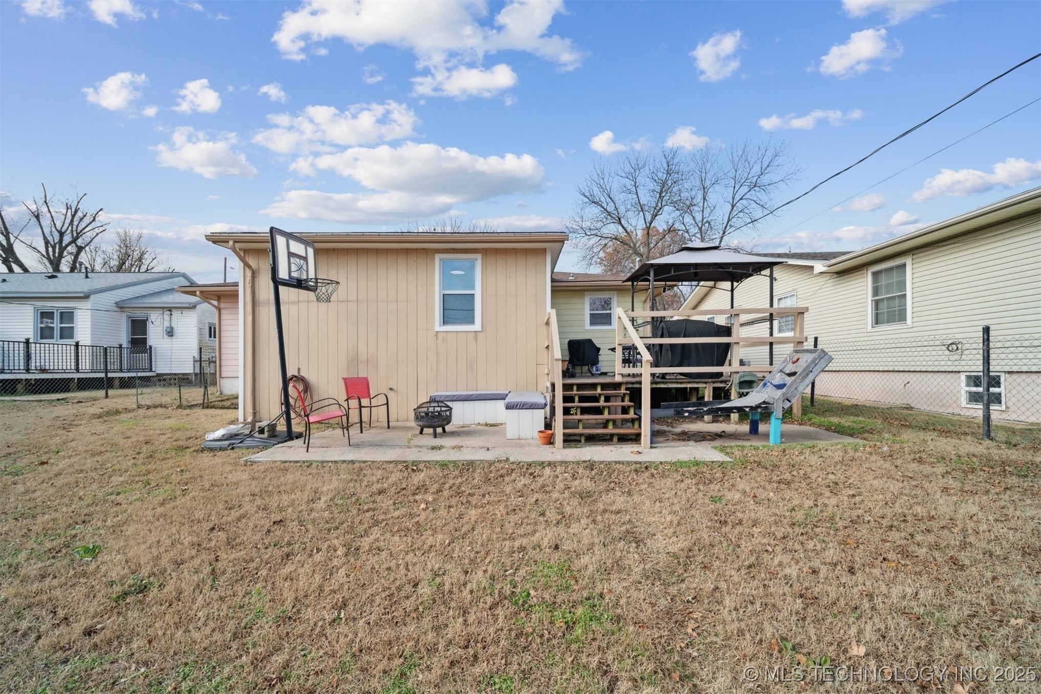 703 N D Avenue Property Photo 28