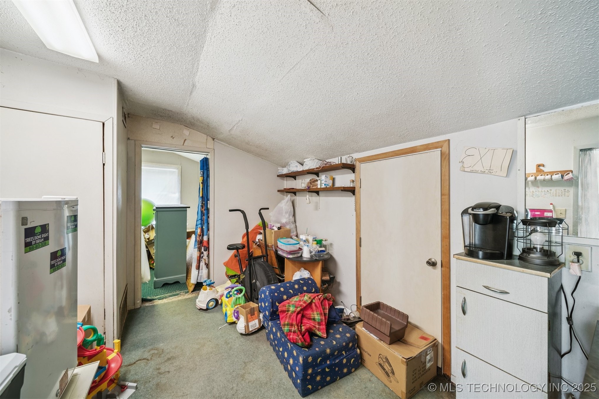 222 N Hwy 69 Property Photo 7