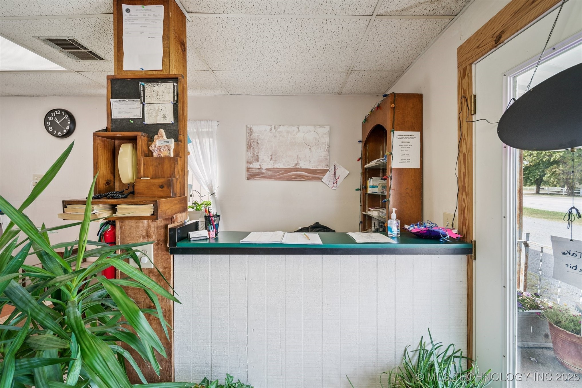 222 N Hwy 69 Property Photo 10