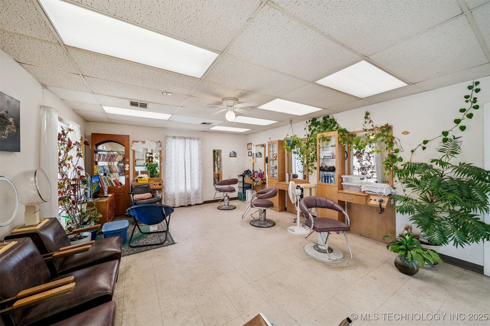 222 N Hwy 69 Property Photo 11