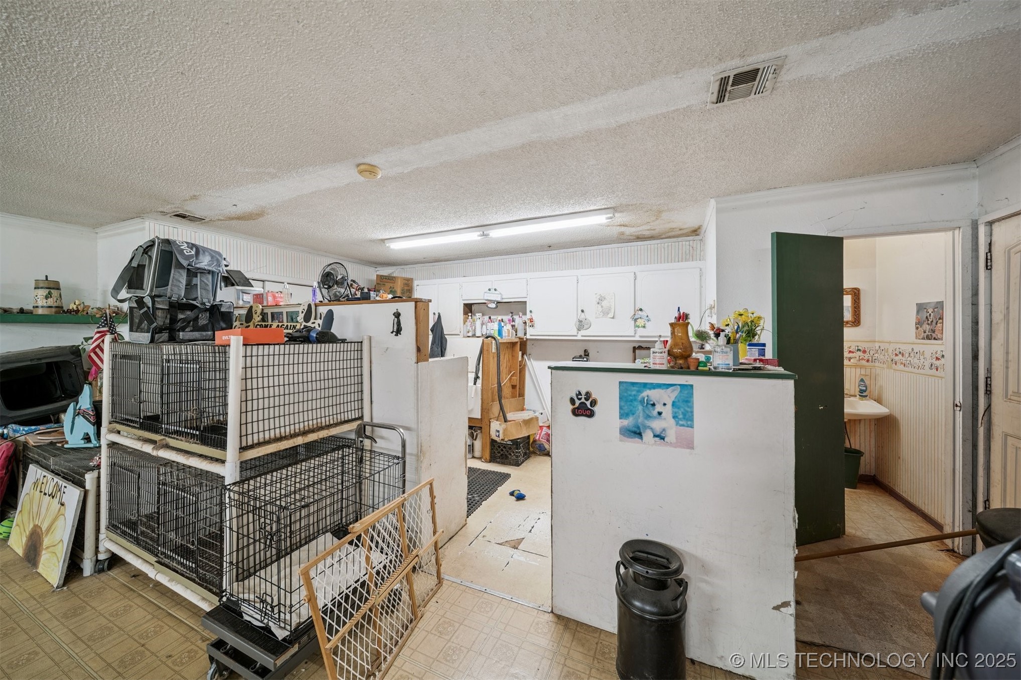 222 N Hwy 69 Property Photo 17