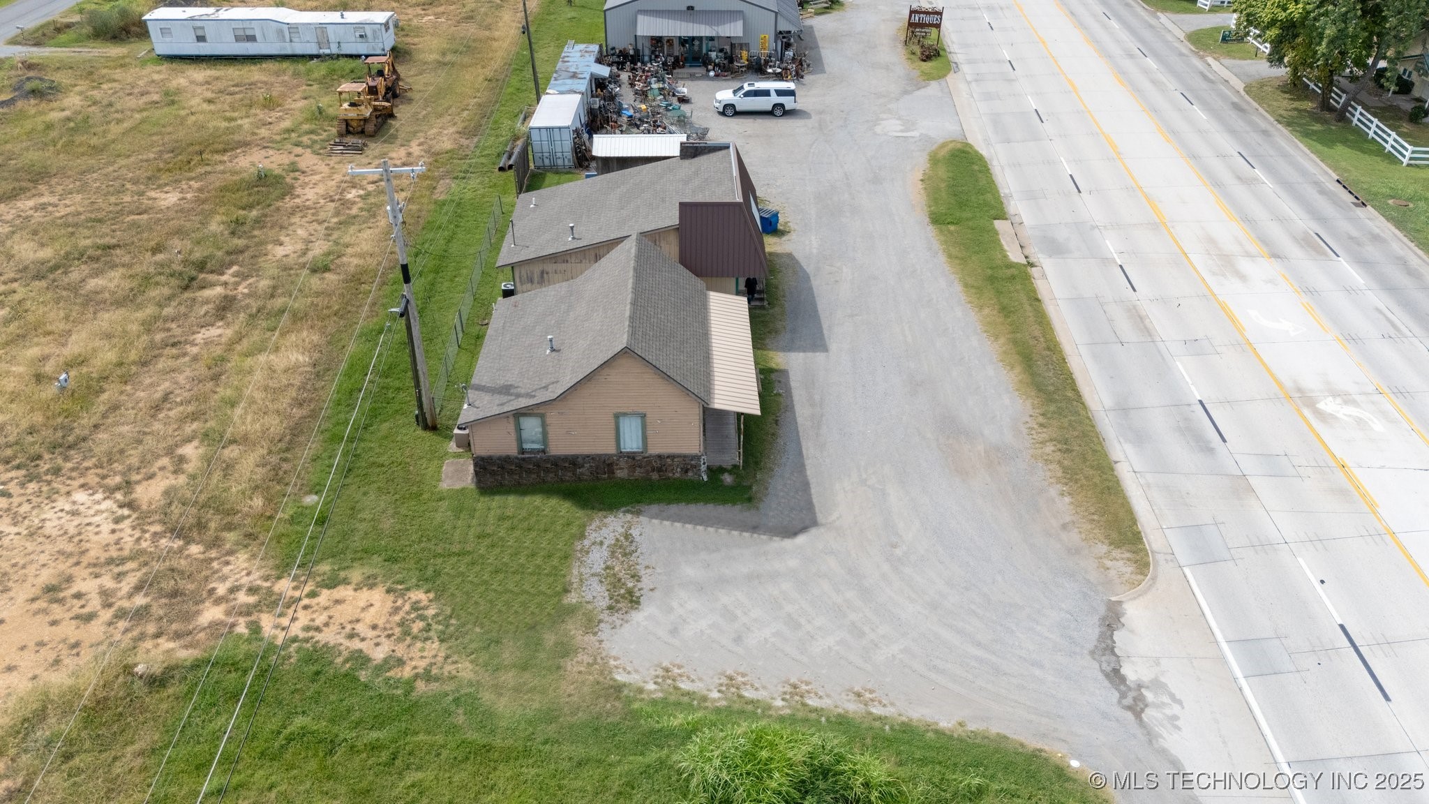 222 N Hwy 69 Property Photo 21