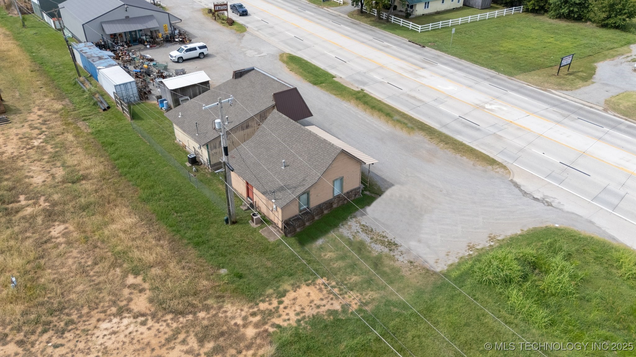 222 N Hwy 69 Property Photo 22