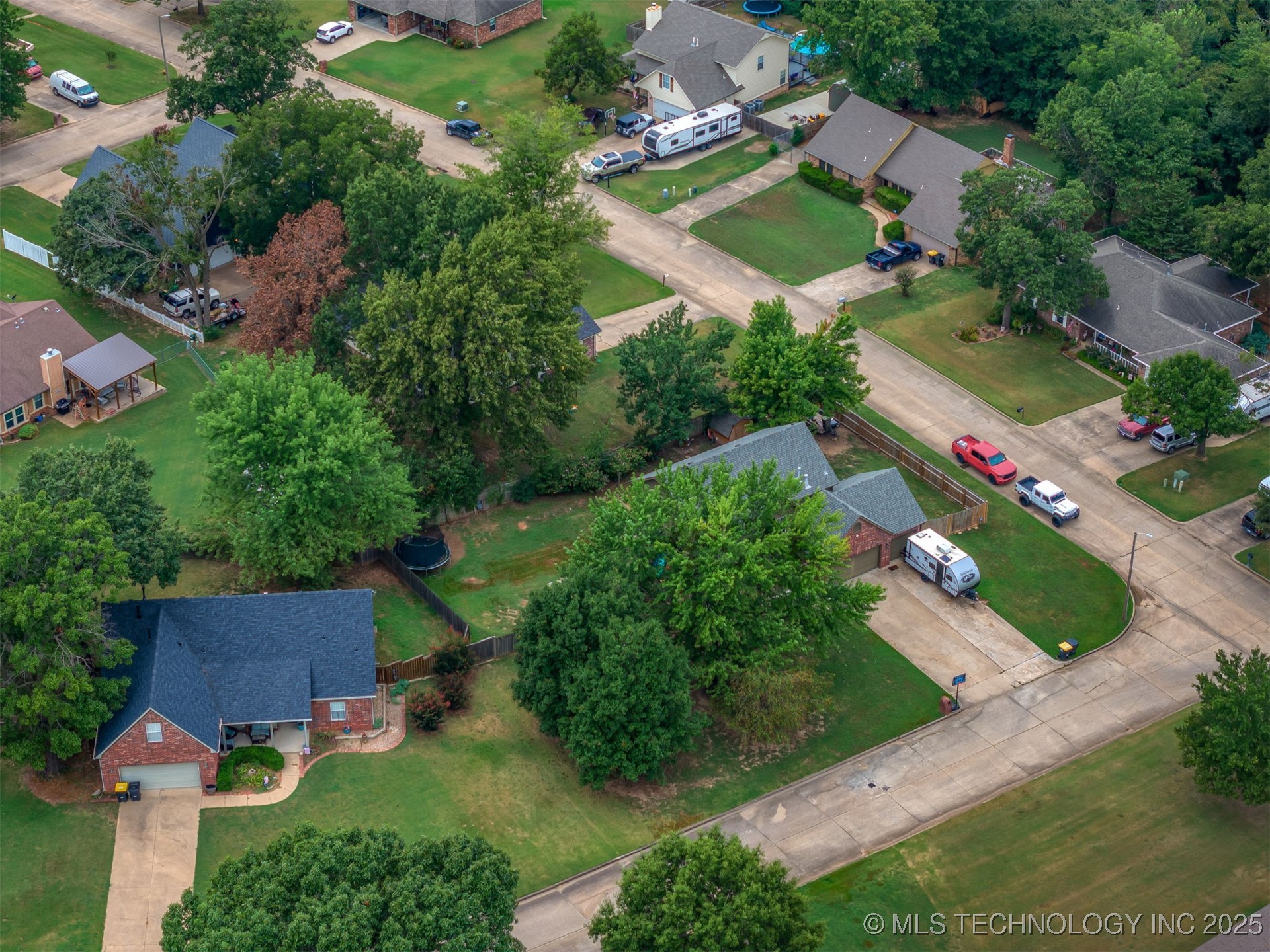 15506 S 296th East Avenue Property Photo 42