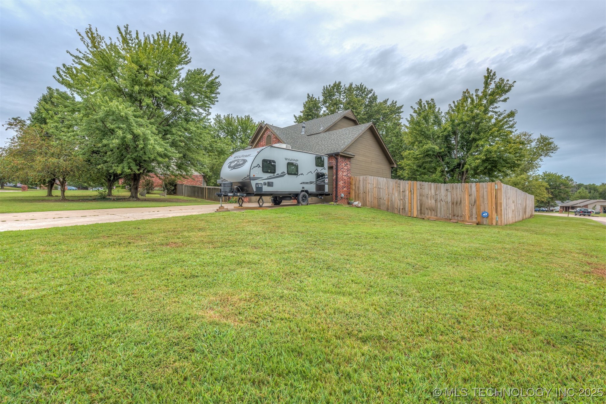15506 S 296th East Avenue Property Photo 51