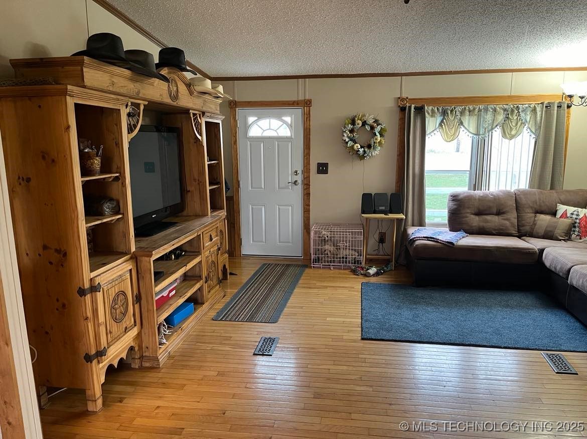 20240 N Airport Road Property Photo 5