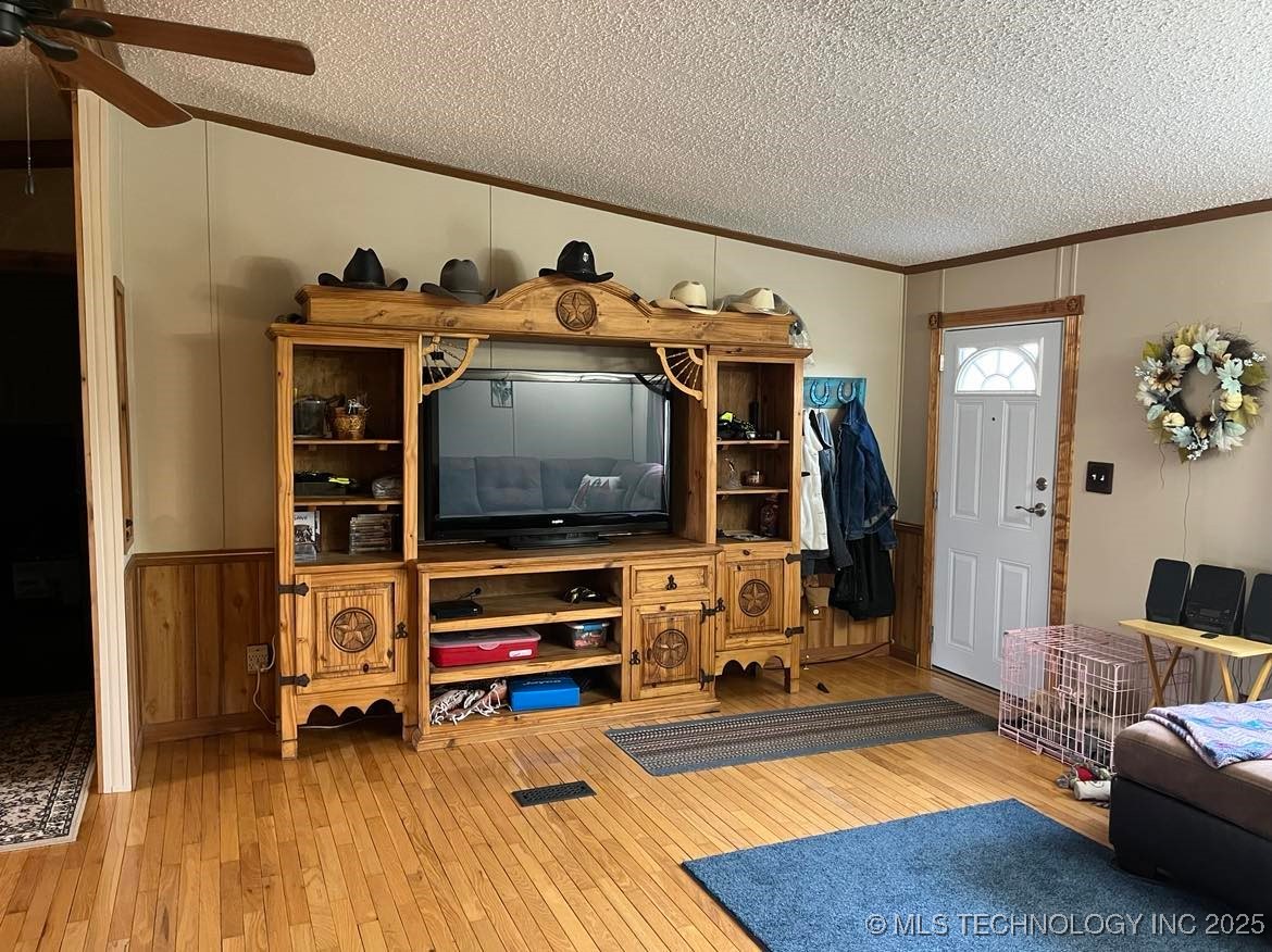 20240 N Airport Road Property Photo 6