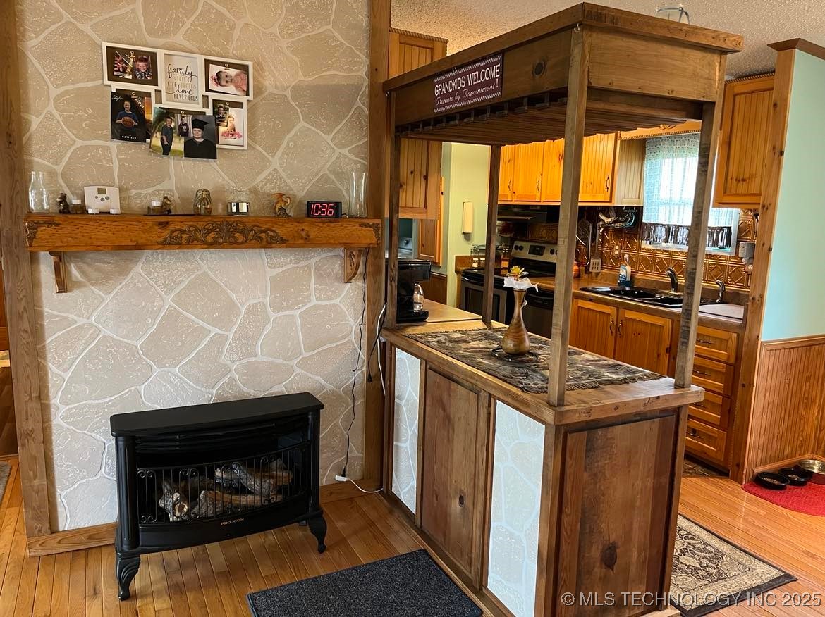 20240 N Airport Road Property Photo 8