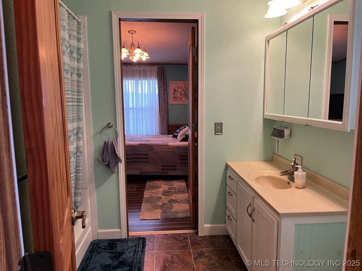 20240 N Airport Road Property Photo 13