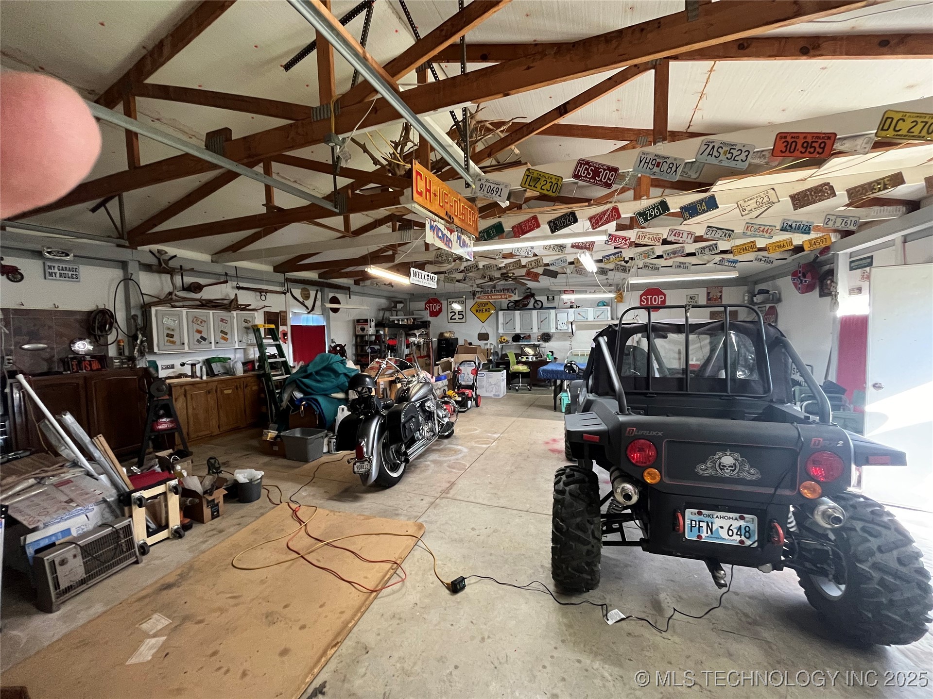 20240 N Airport Road Property Photo 23