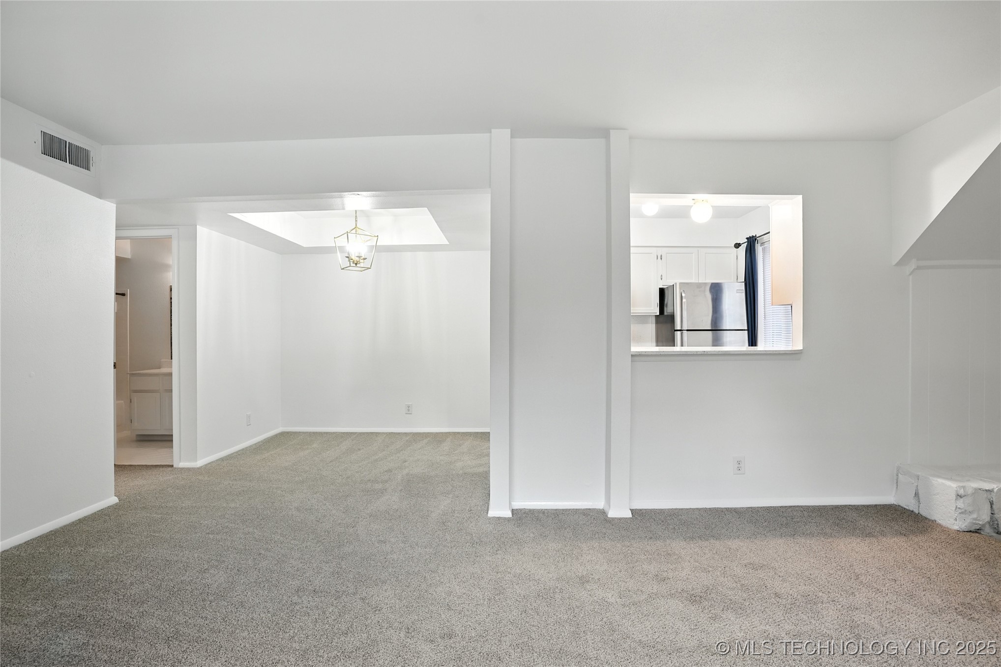 7329 S Yale Avenue 107 Property Photo 12