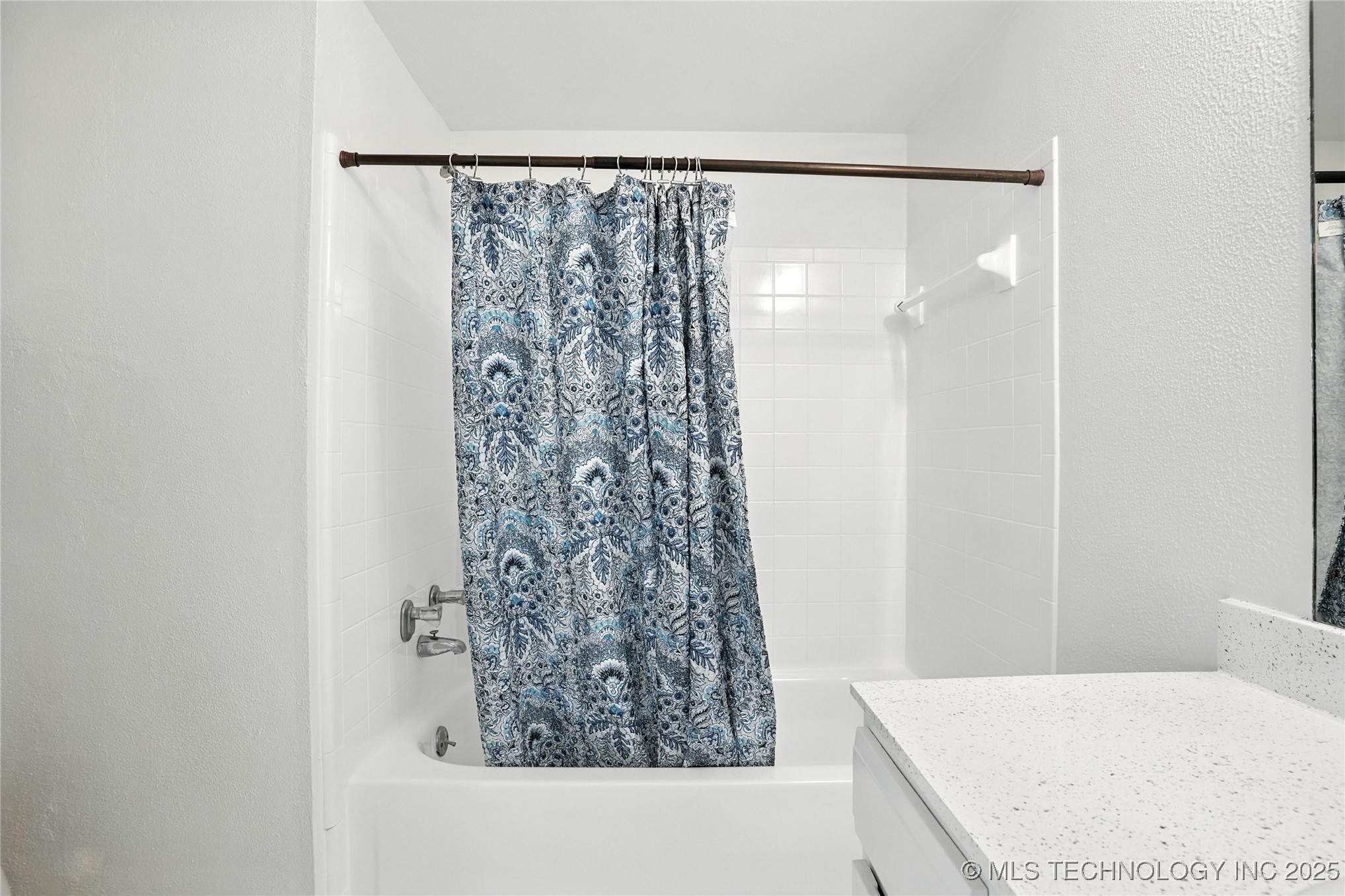 7329 S Yale Avenue 107 Property Photo 21