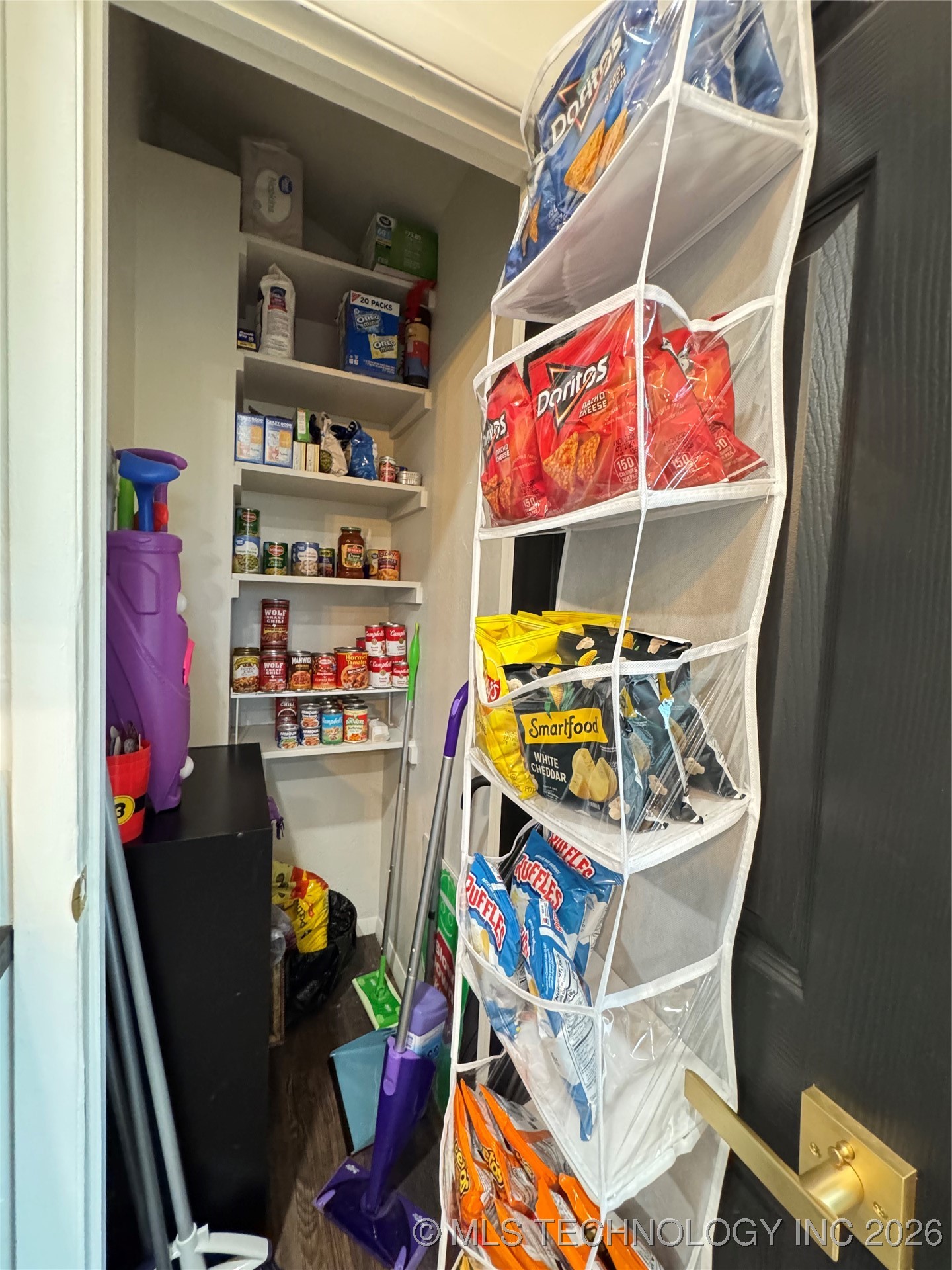 619 E 6th Avenue Property Photo 19