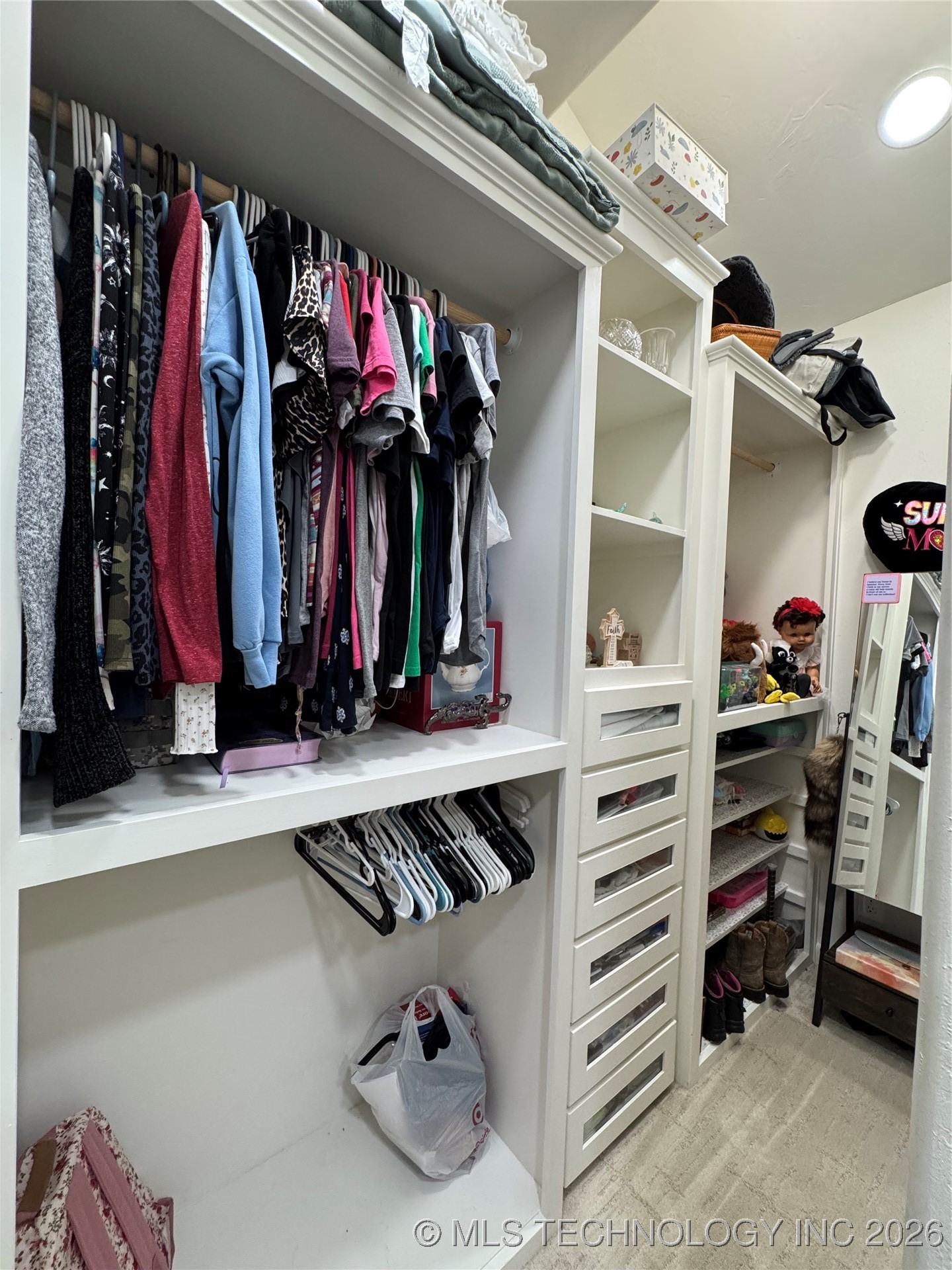 619 E 6th Avenue Property Photo 33