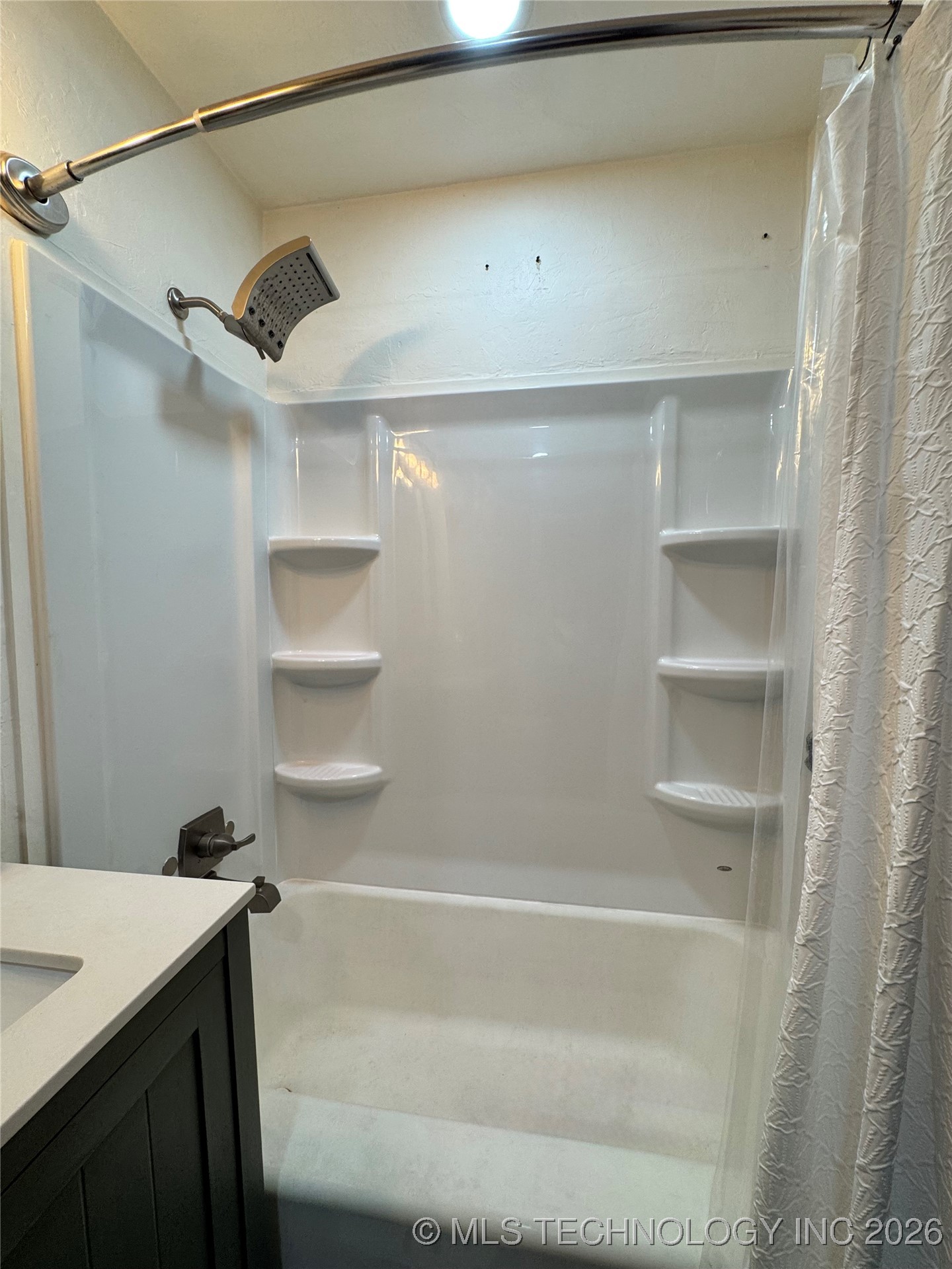 619 E 6th Avenue Property Photo 43