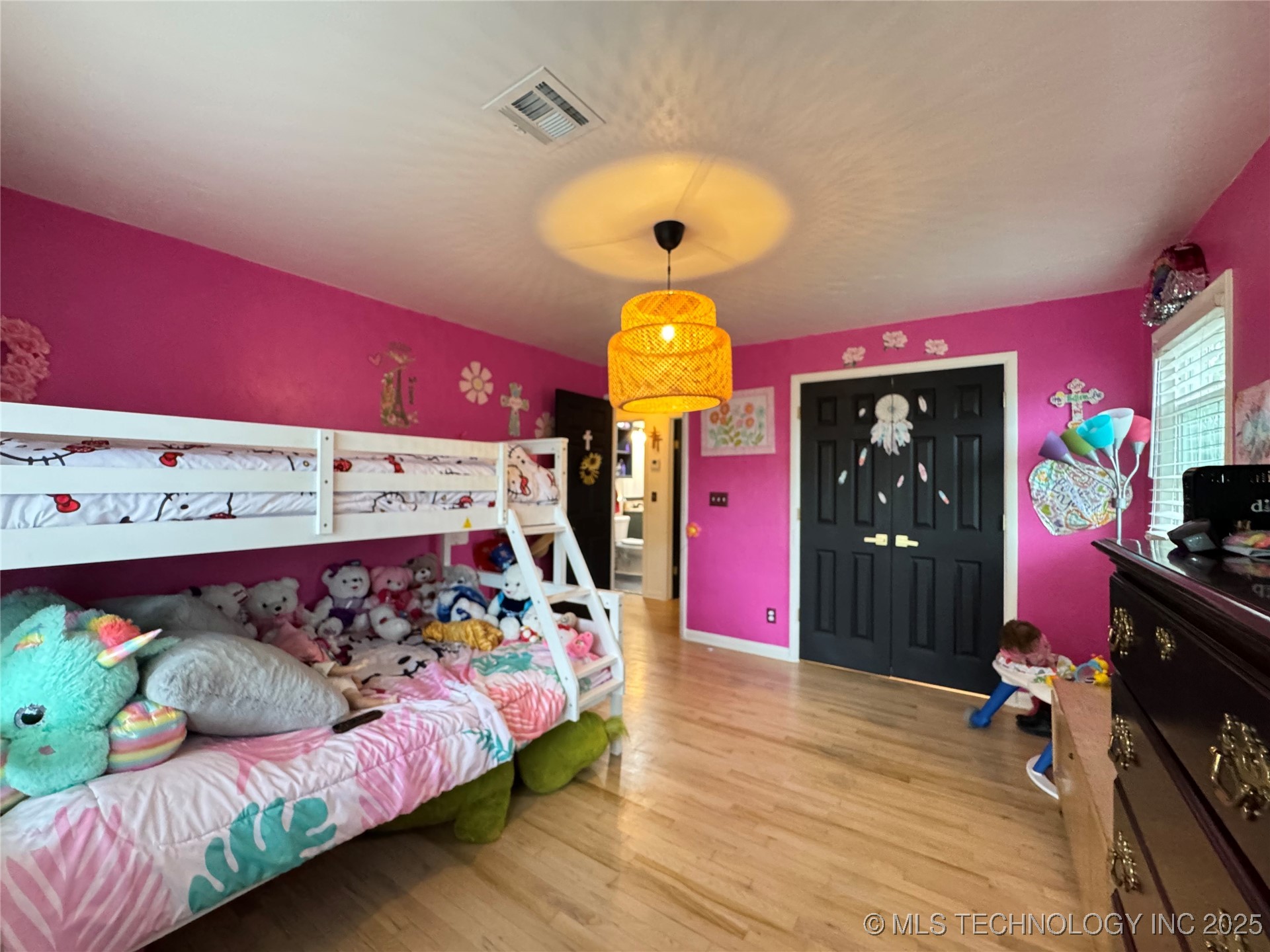 619 E 6th Avenue Property Photo 46