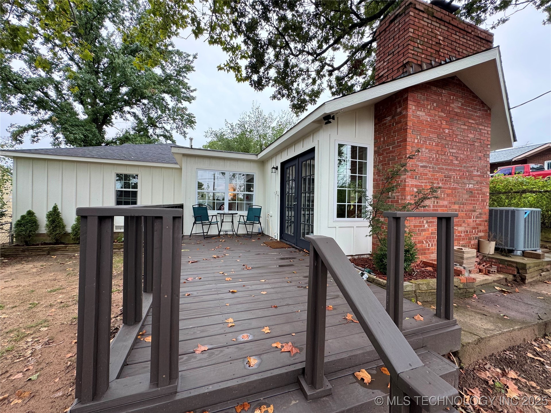 619 E 6th Avenue Property Photo 50