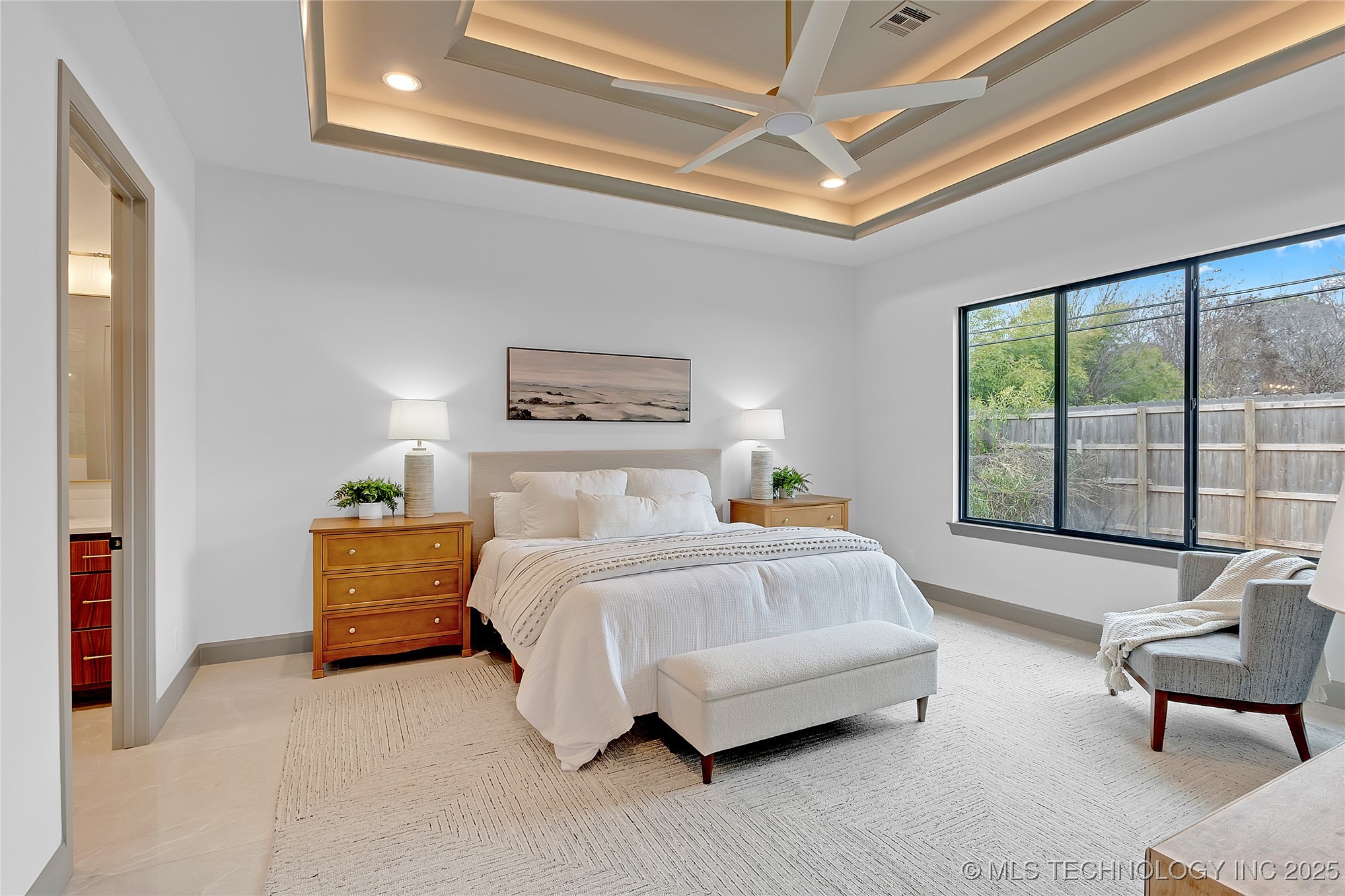 227 E 35th Street Property Photo 34