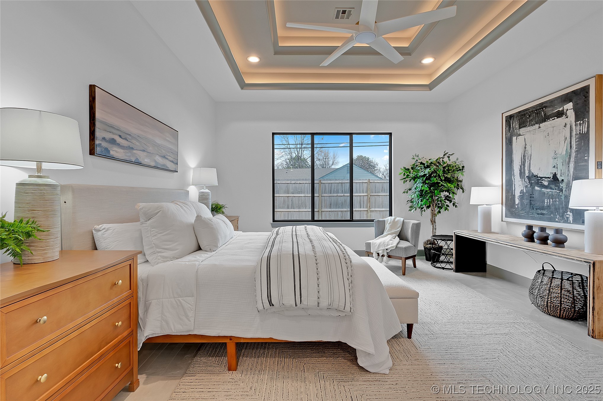 227 E 35th Street Property Photo 38