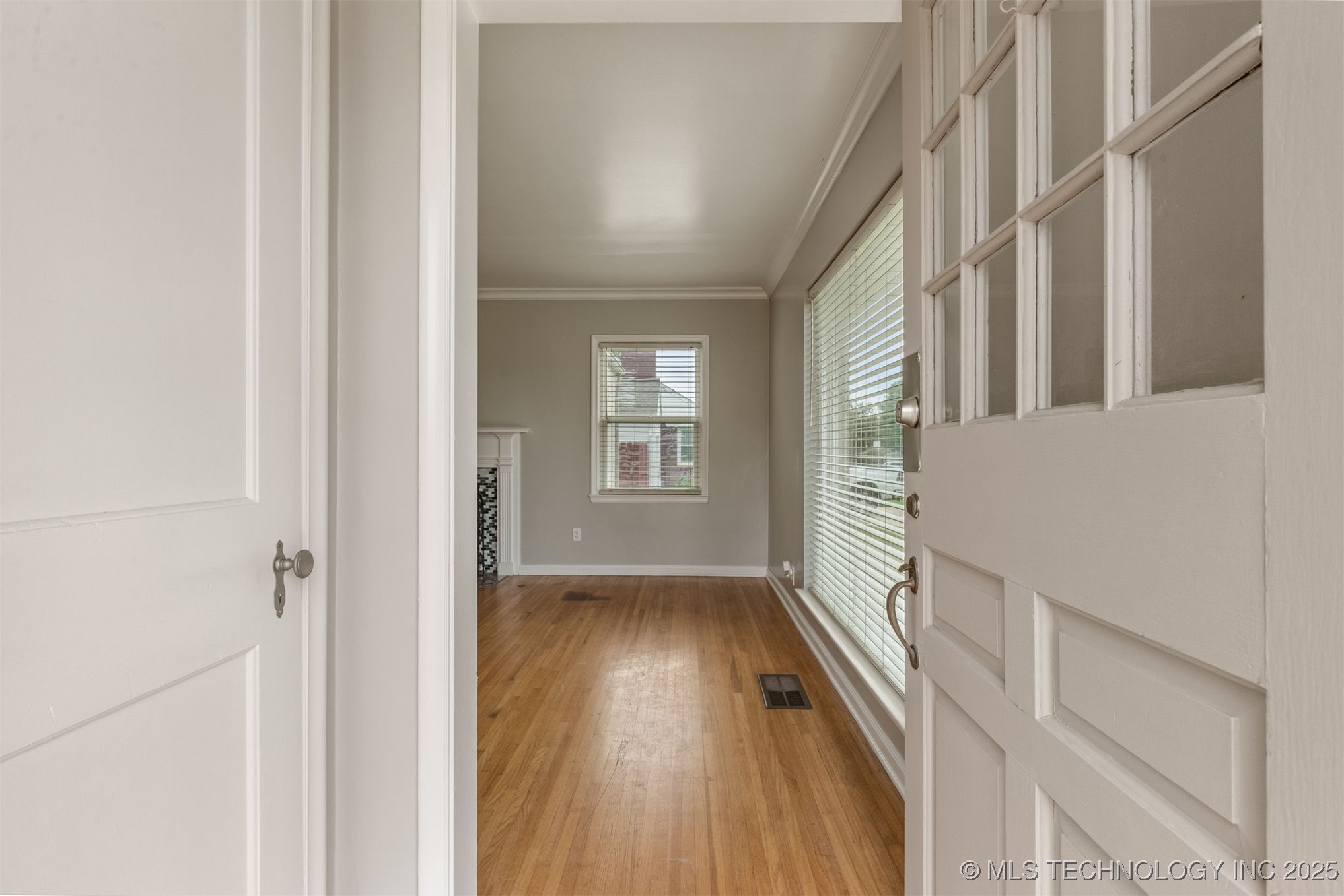 2105 S Louisville Avenue Property Photo 9