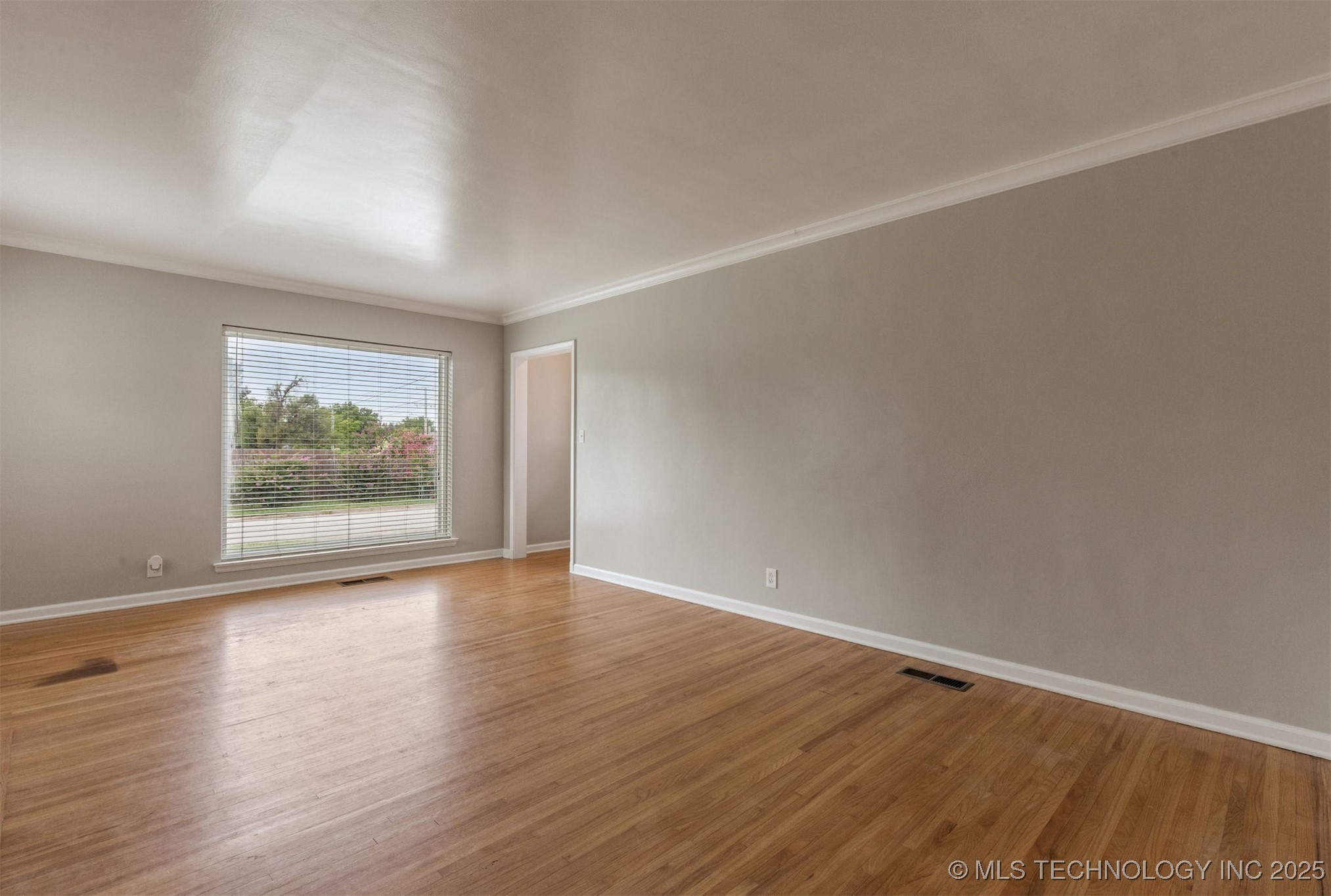 2105 S Louisville Avenue Property Photo 13