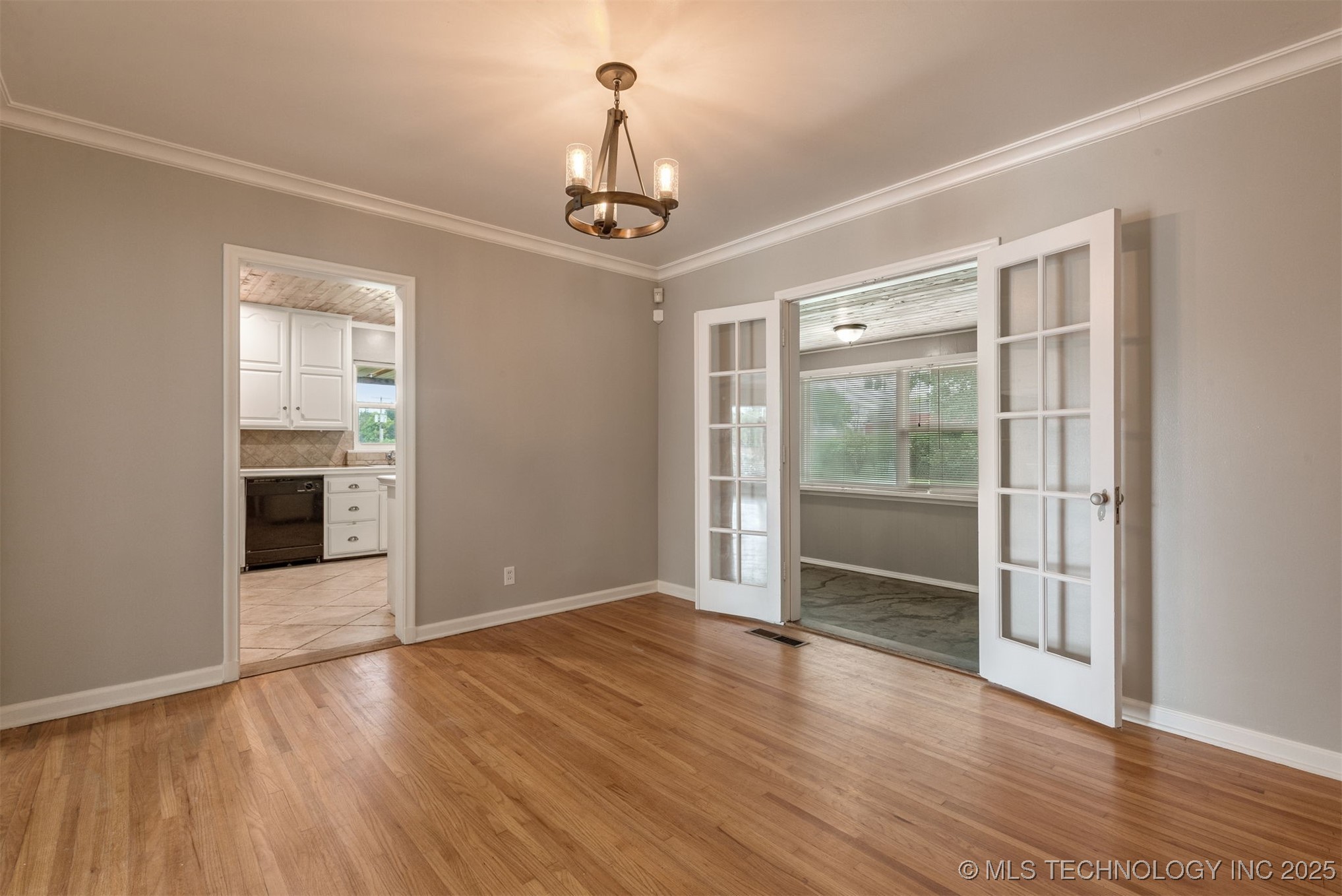 2105 S Louisville Avenue Property Photo 16