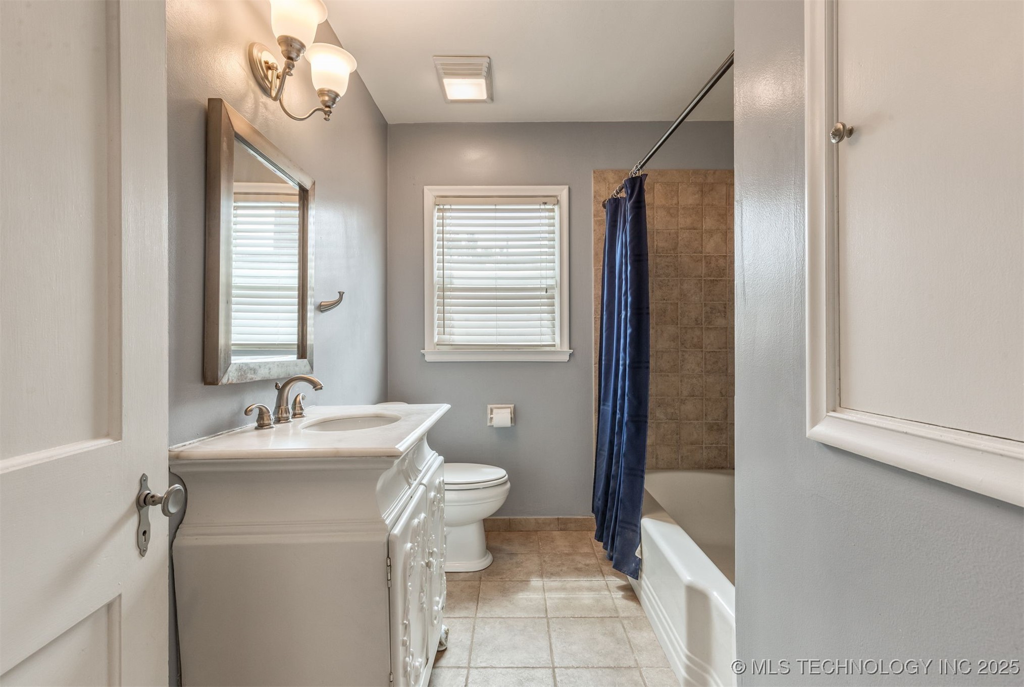 2105 S Louisville Avenue Property Photo 24