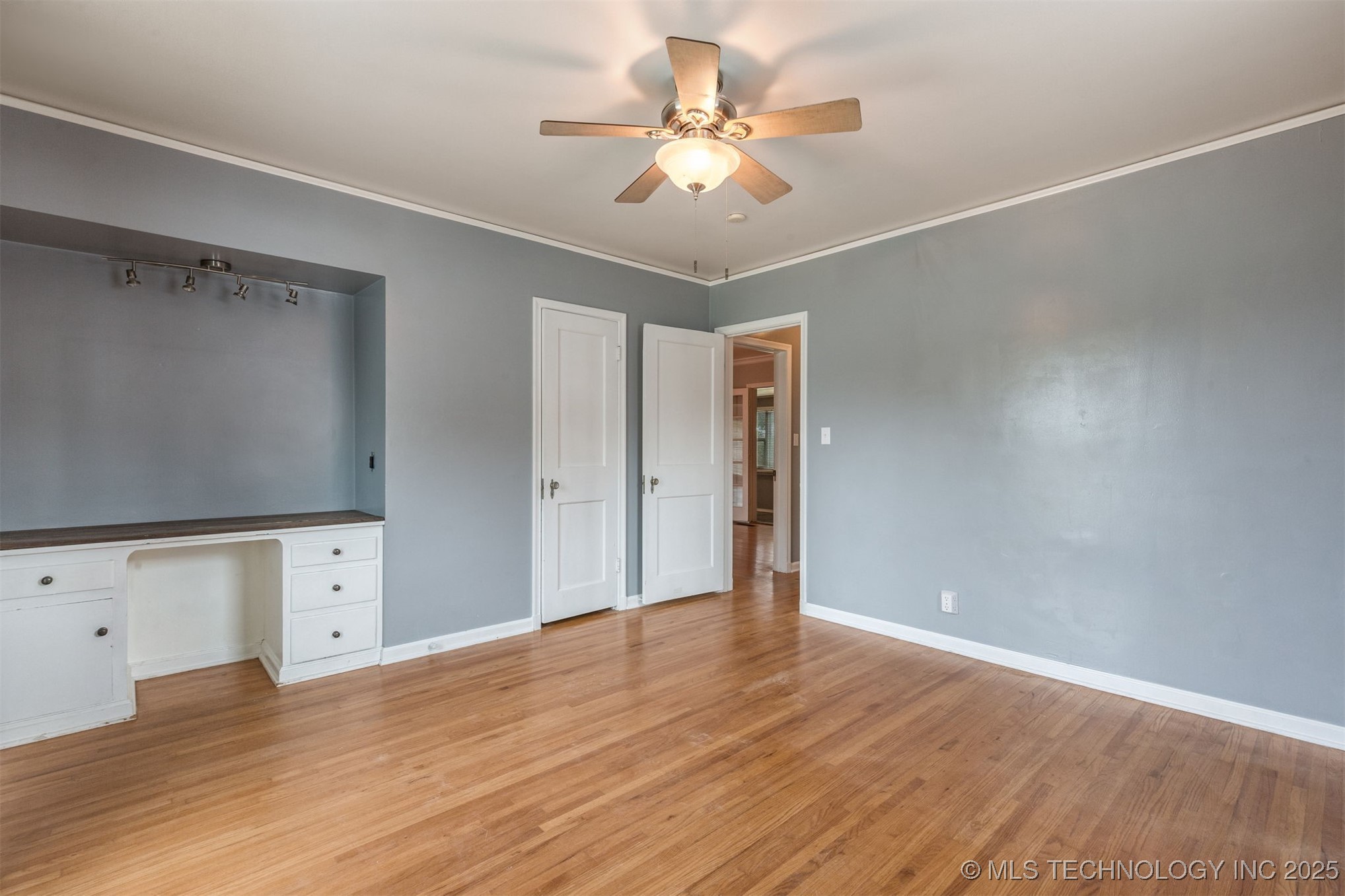 2105 S Louisville Avenue Property Photo 29