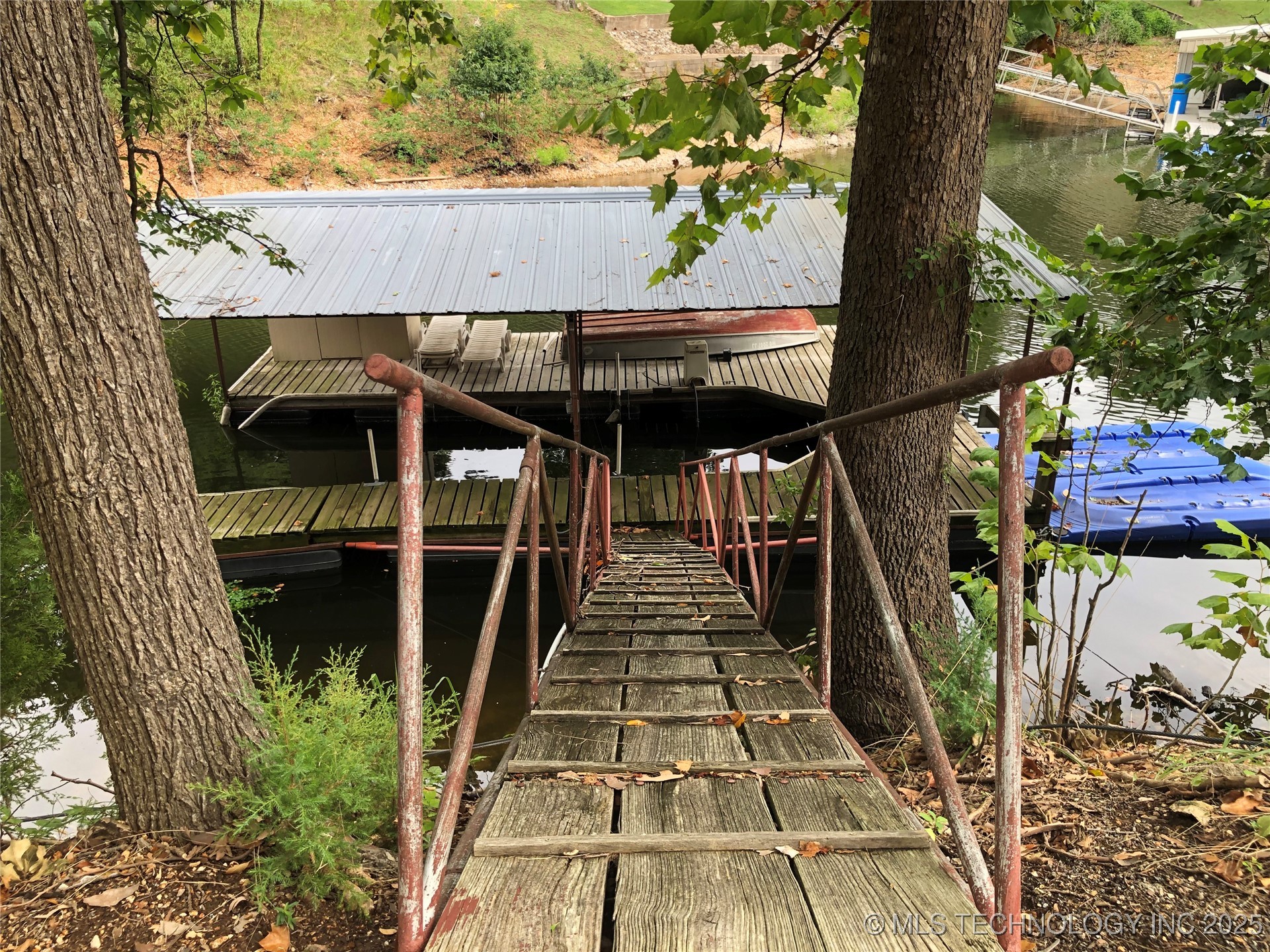 494 Private Road 93 Property Photo 17