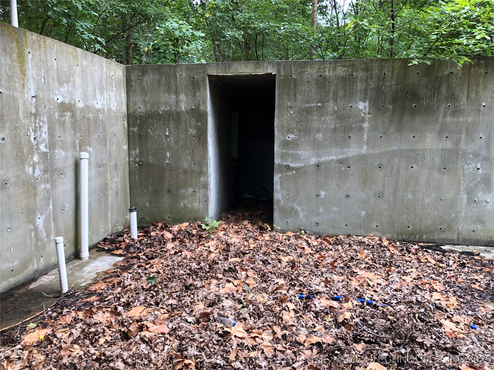 494 Private Road 93 Property Photo 25