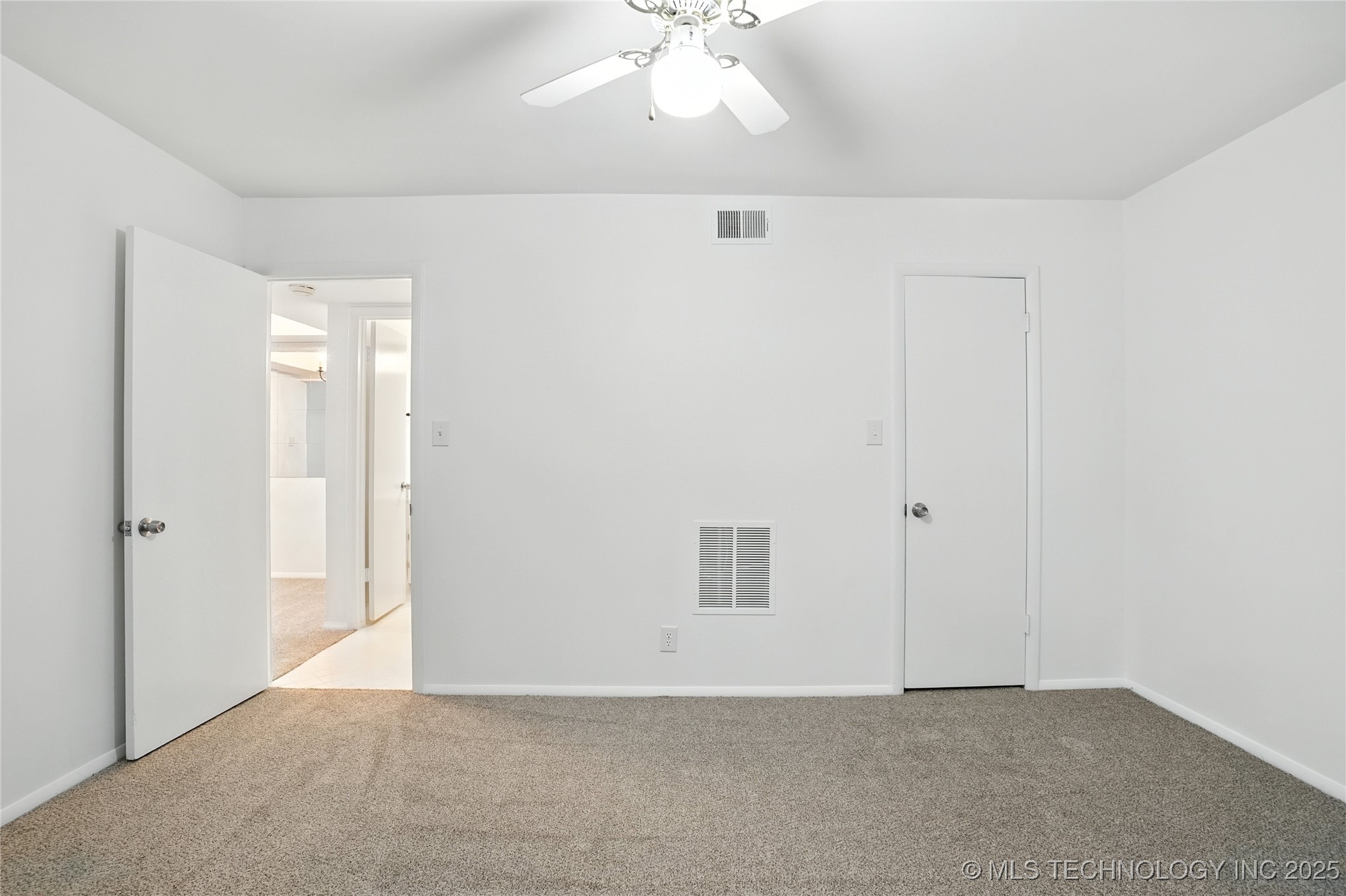 7455 S Yale Avenue 237 Property Photo 20