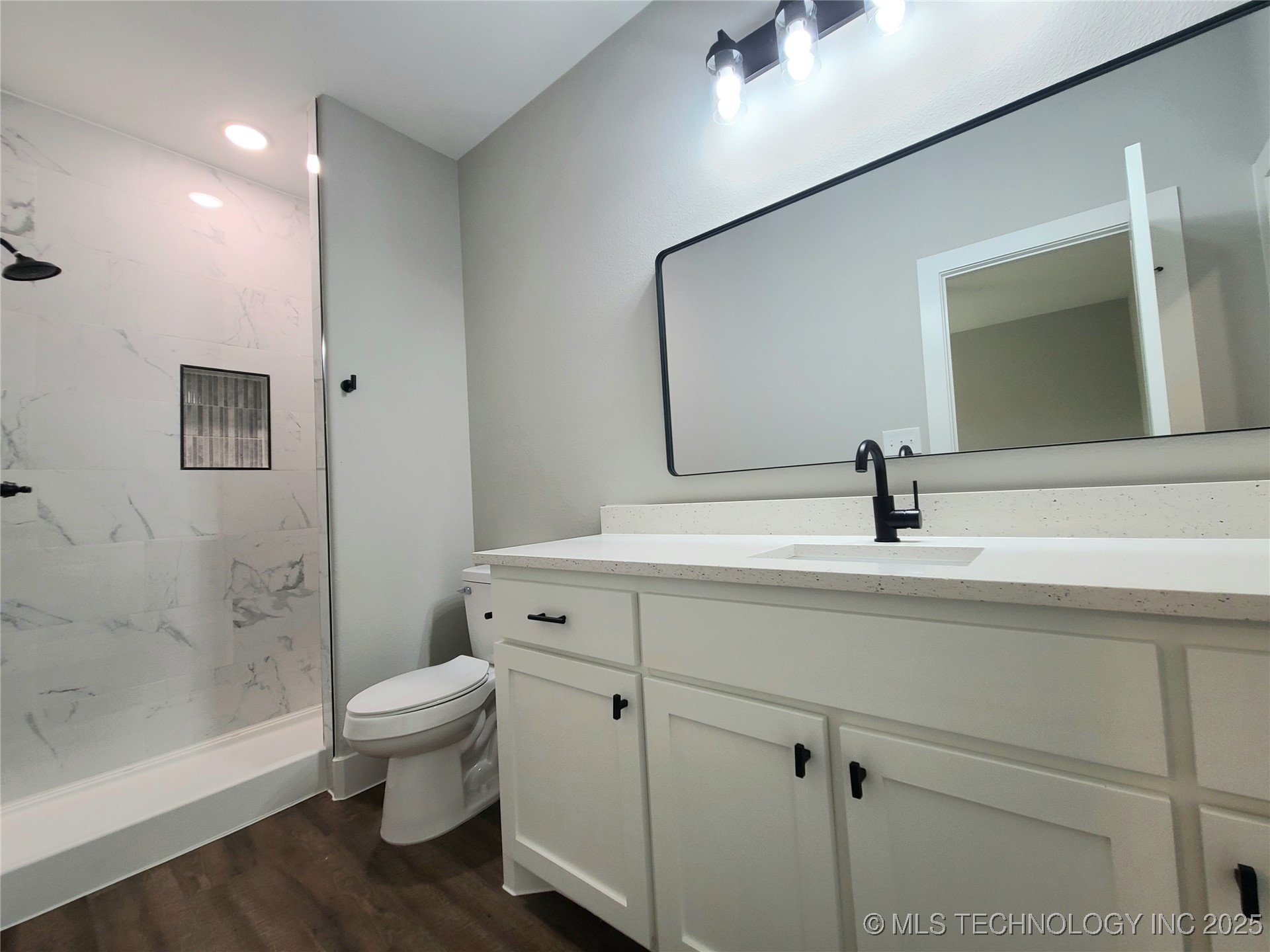 131 S Mclean Drive Property Photo 16