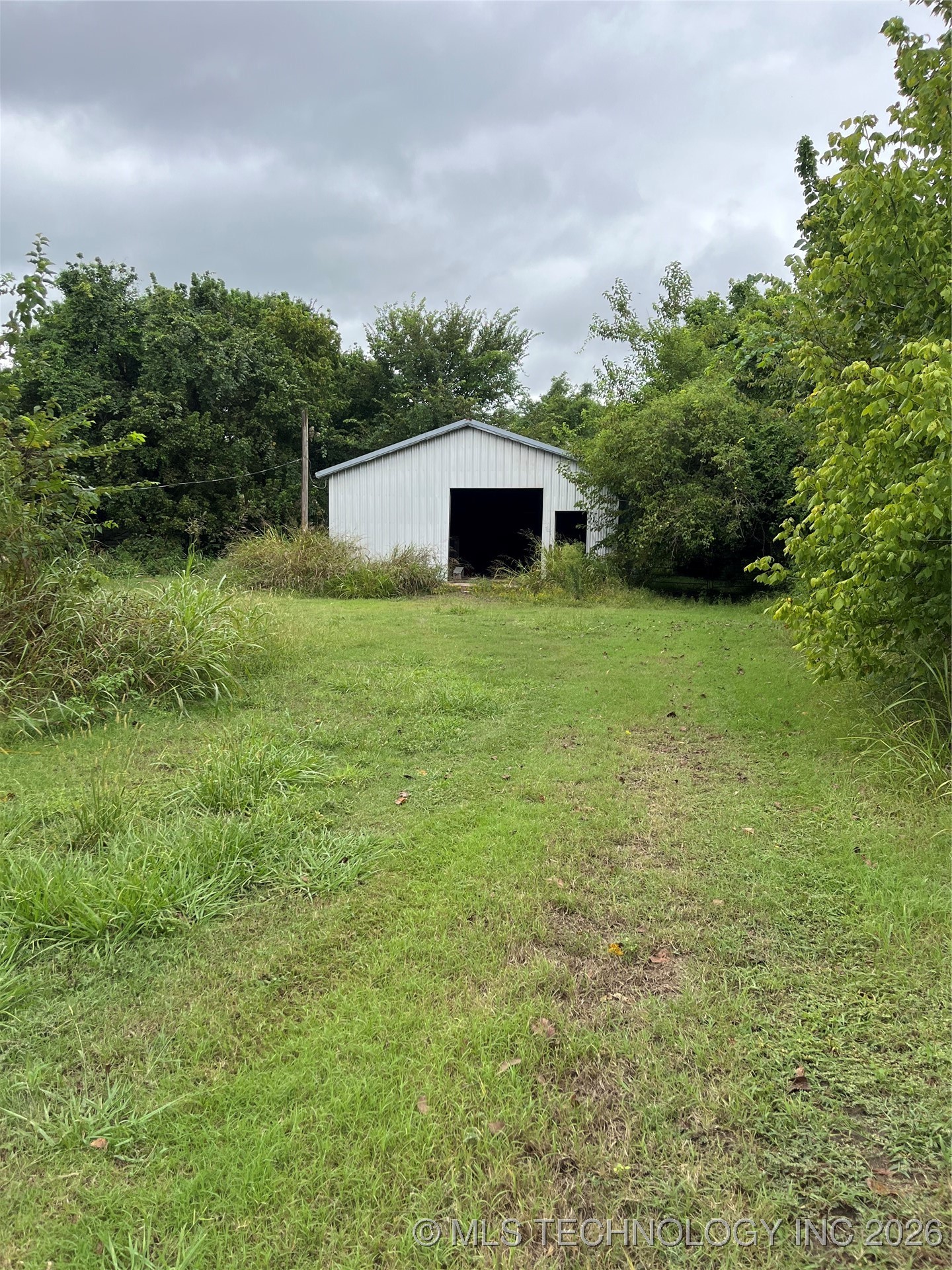 8588 N Cincinnati Avenue Property Photo 4