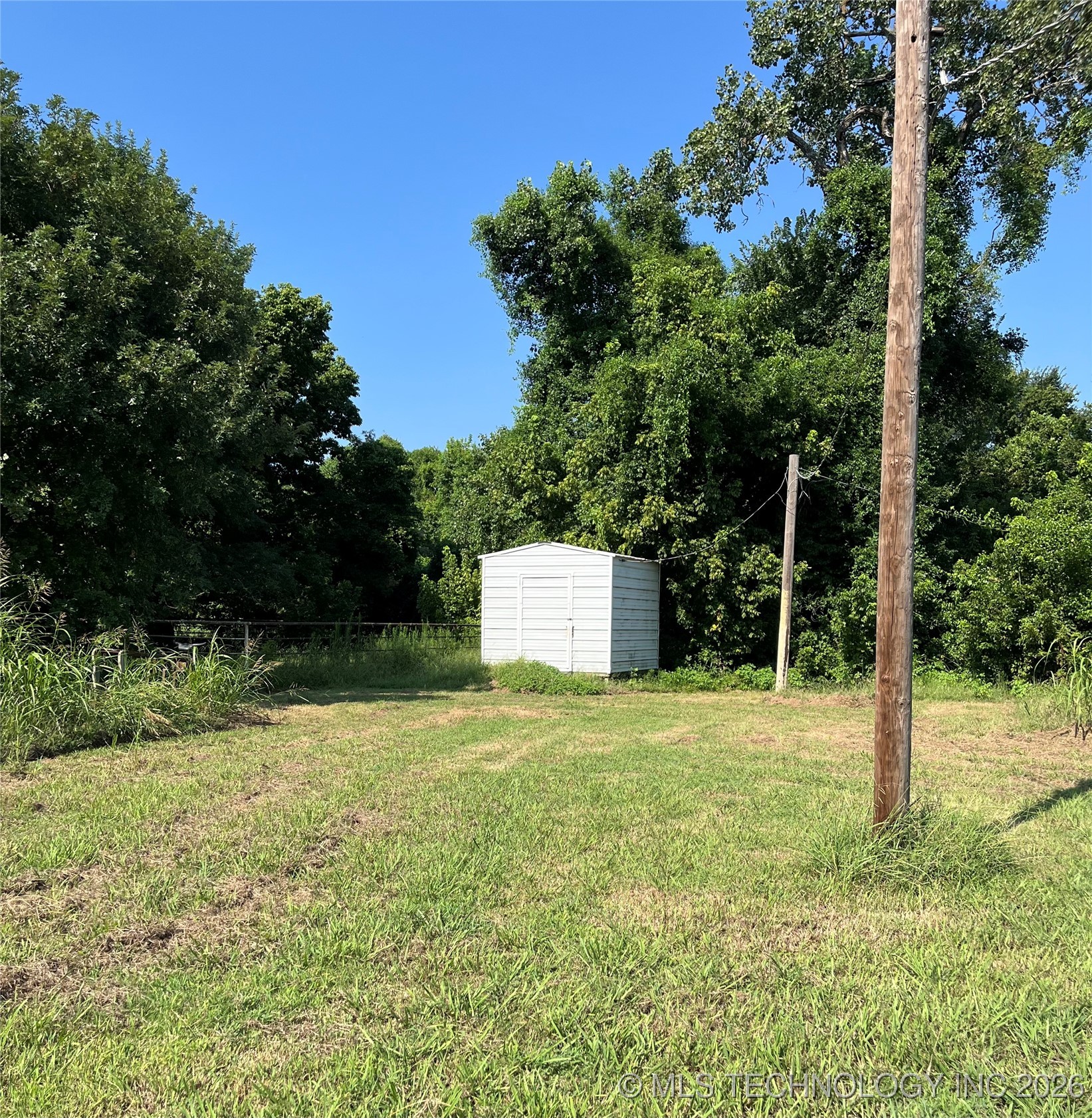 8588 N Cincinnati Avenue Property Photo 11