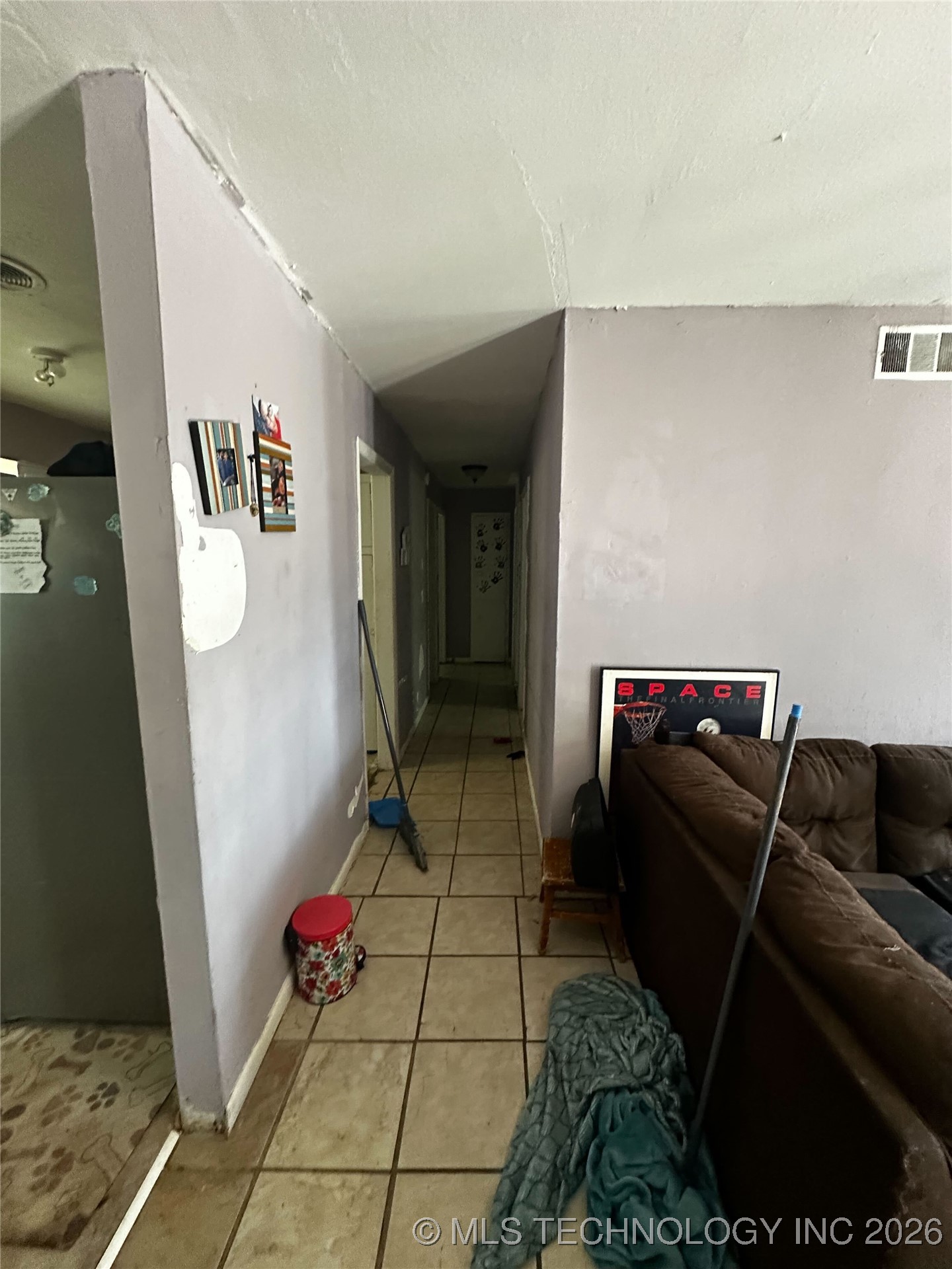 223 E 52nd Street N Property Photo 3