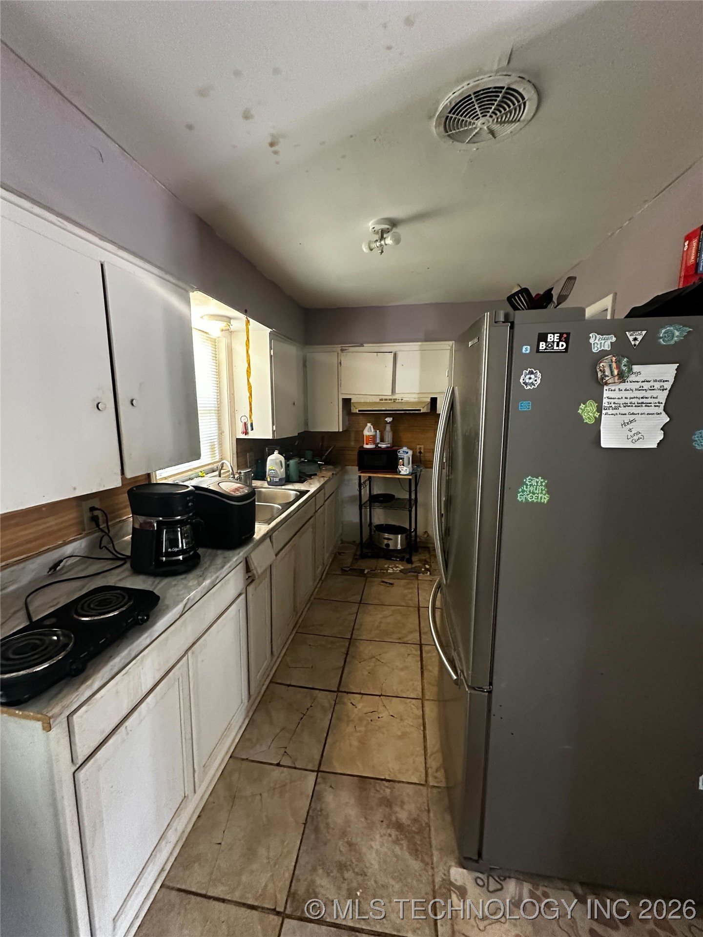 223 E 52nd Street N Property Photo 5