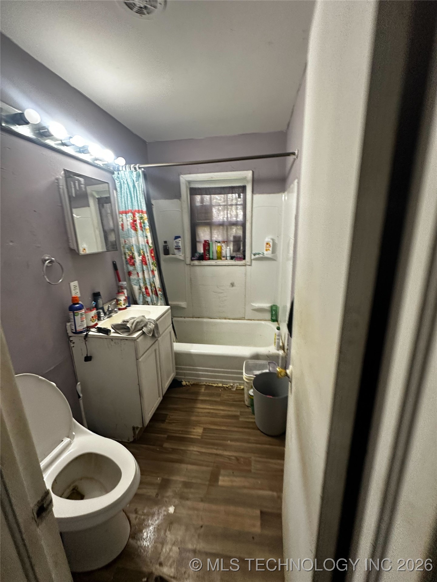 223 E 52nd Street N Property Photo 7