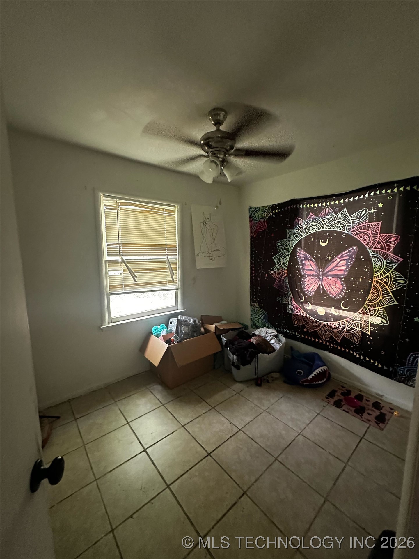 223 E 52nd Street N Property Photo 8