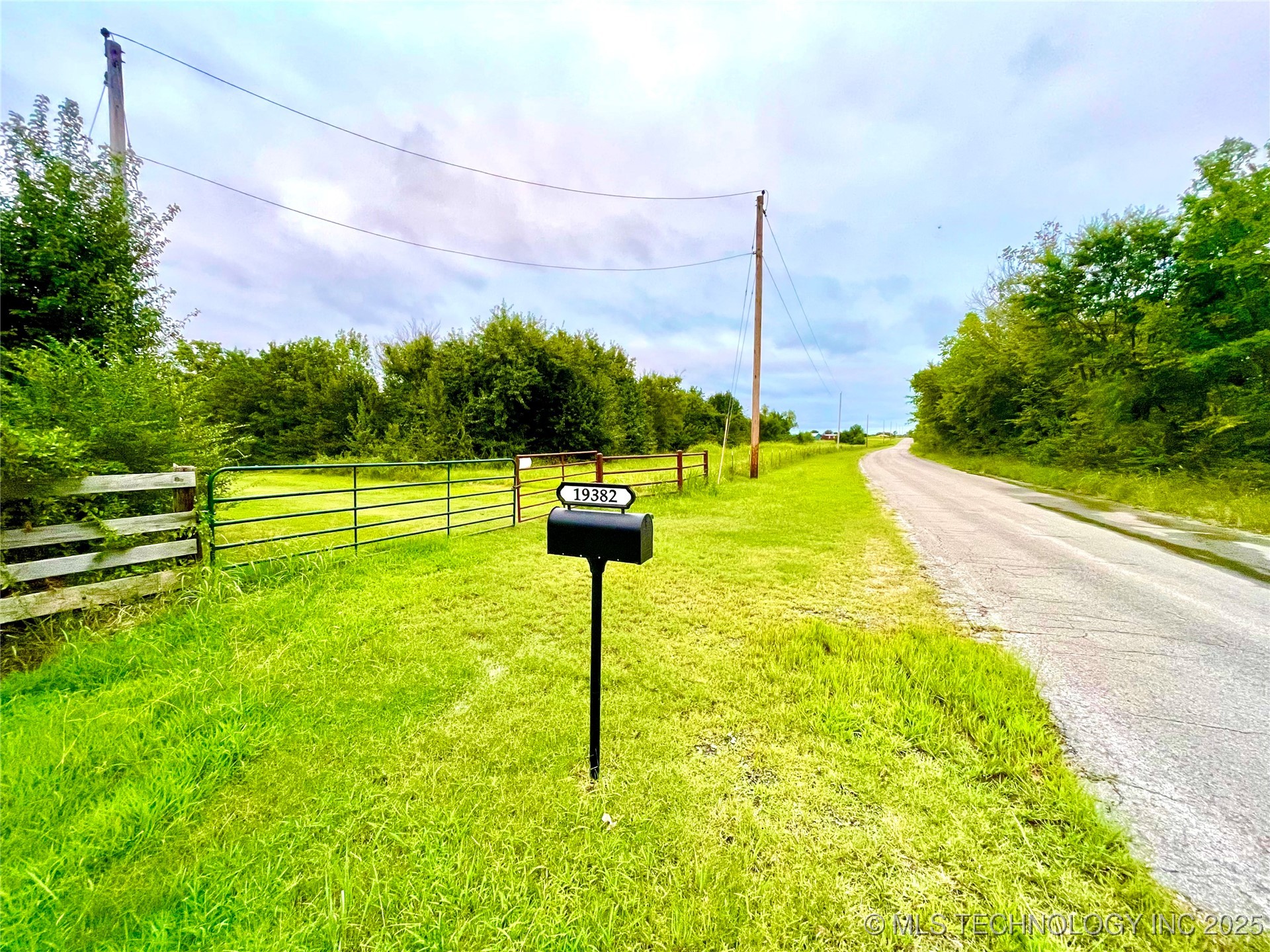 19382 S Old State Hwy 2 Highway Property Photo 2