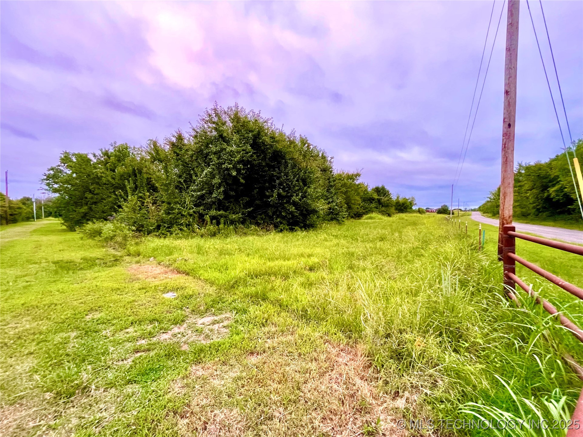 19382 S Old State Hwy 2 Highway Property Photo 5