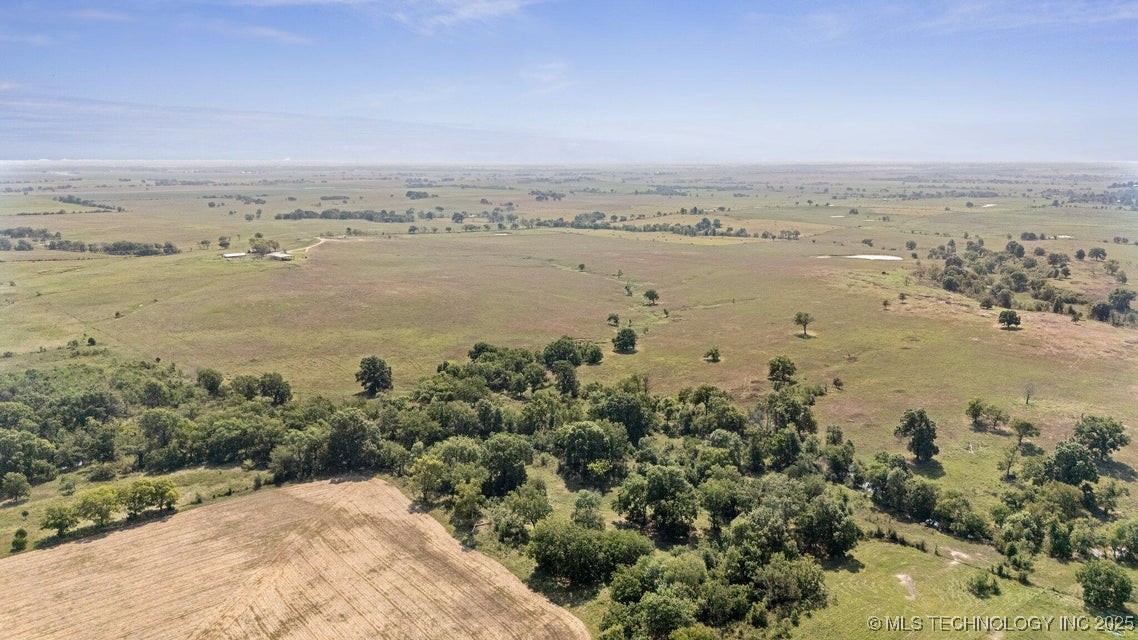 46225 E 200 Road Property Photo 14