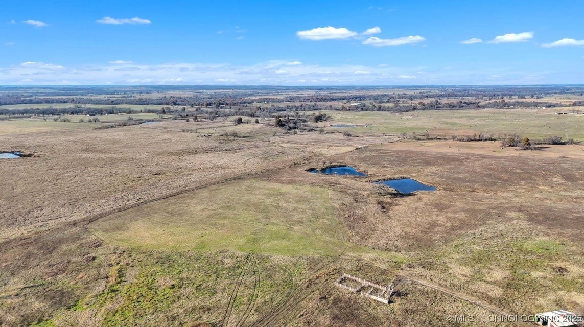 46225 E 200 Road Property Photo 17